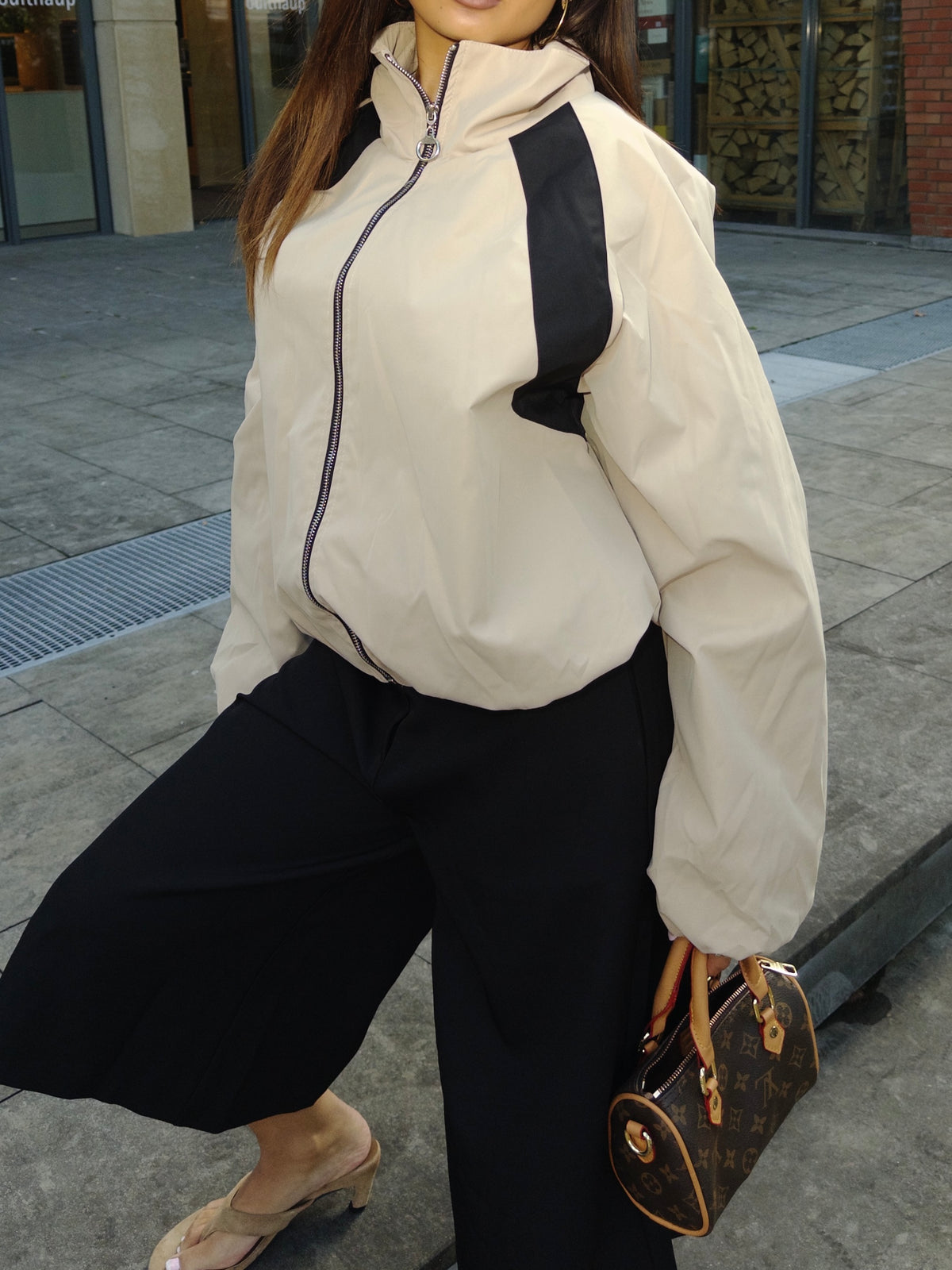 TWO TONE WINDBREAKER JACKET BEIGE