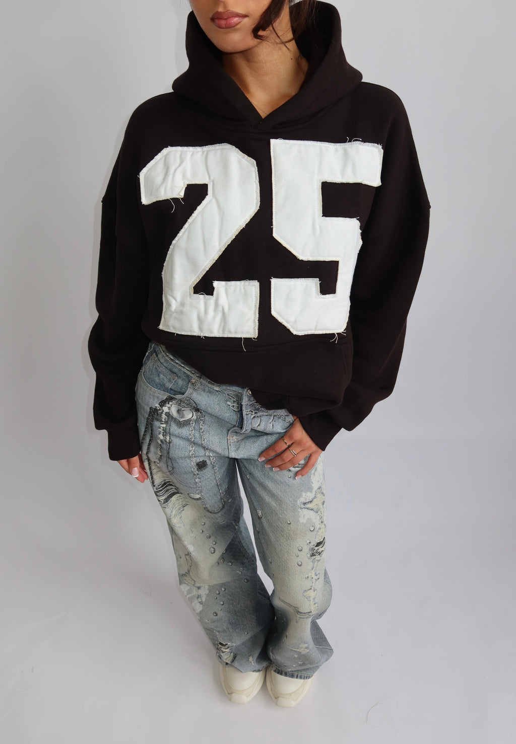 25 ICONIC HOODIE BLACK/WHITE