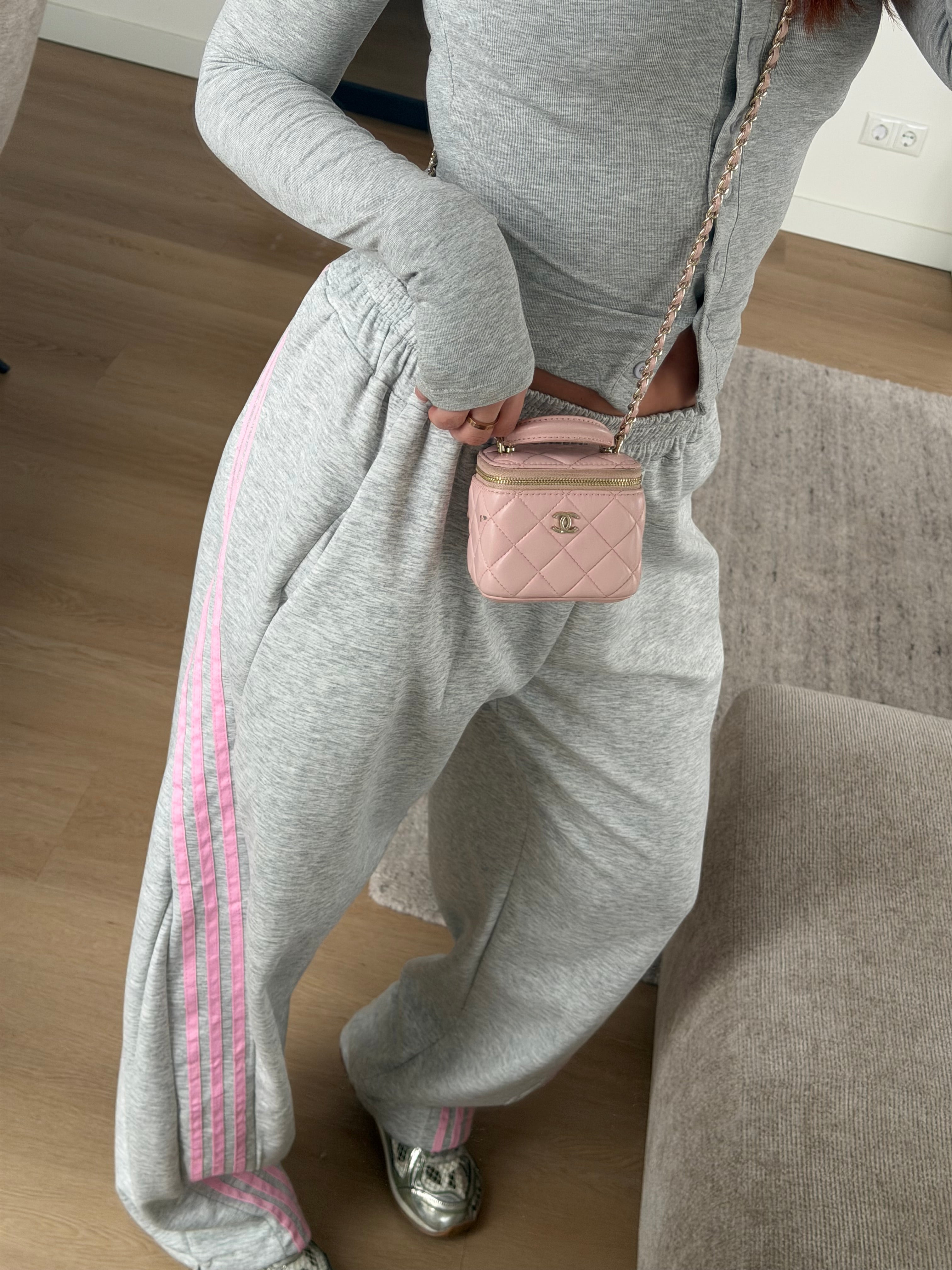 BAGGY STRIPED JOGGER GREY/PINK