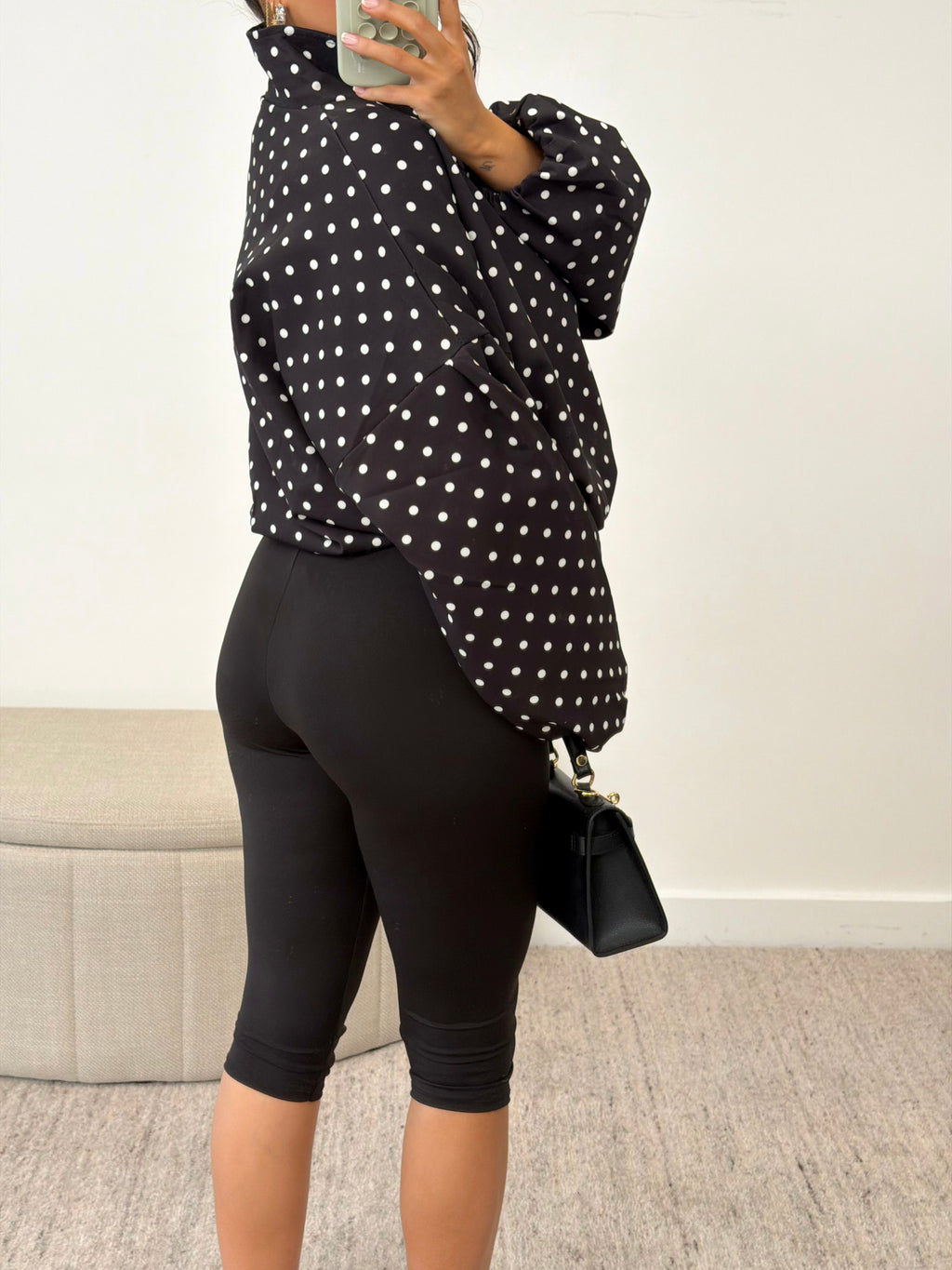 CAPRI SEASON BLACK