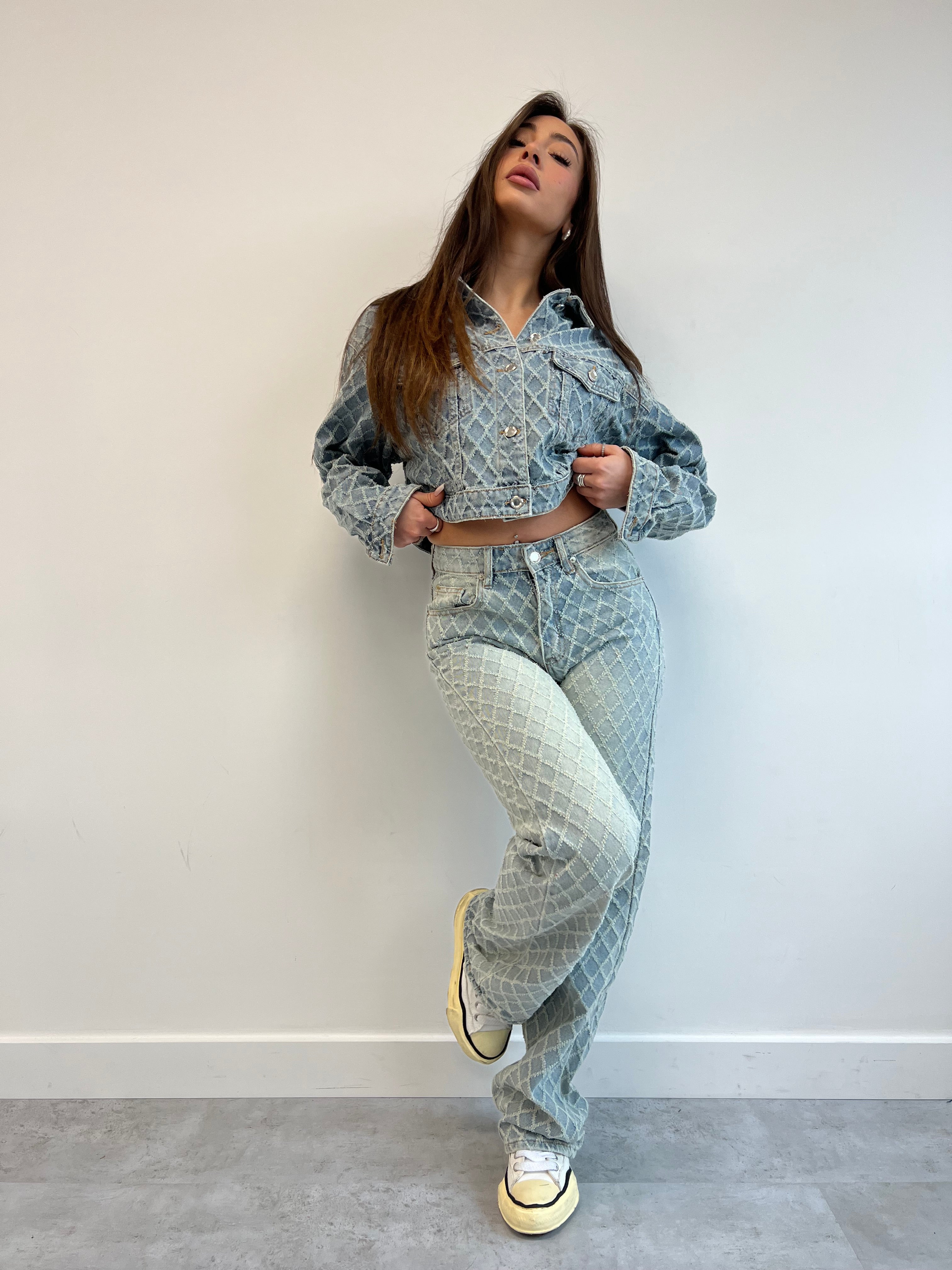 DIAMOND PATTERN JEANS