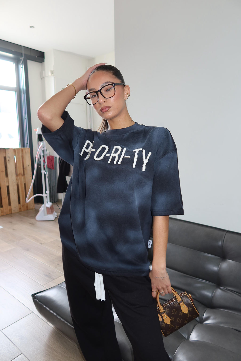 WASHED PRIOR TEE CHARCOAL