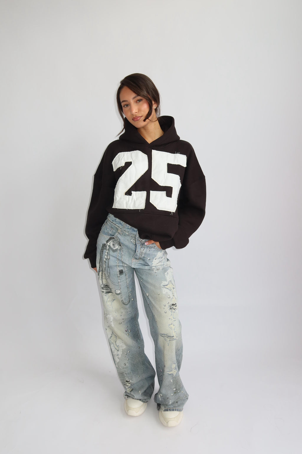 25 ICONIC HOODIE BLACK/WHITE