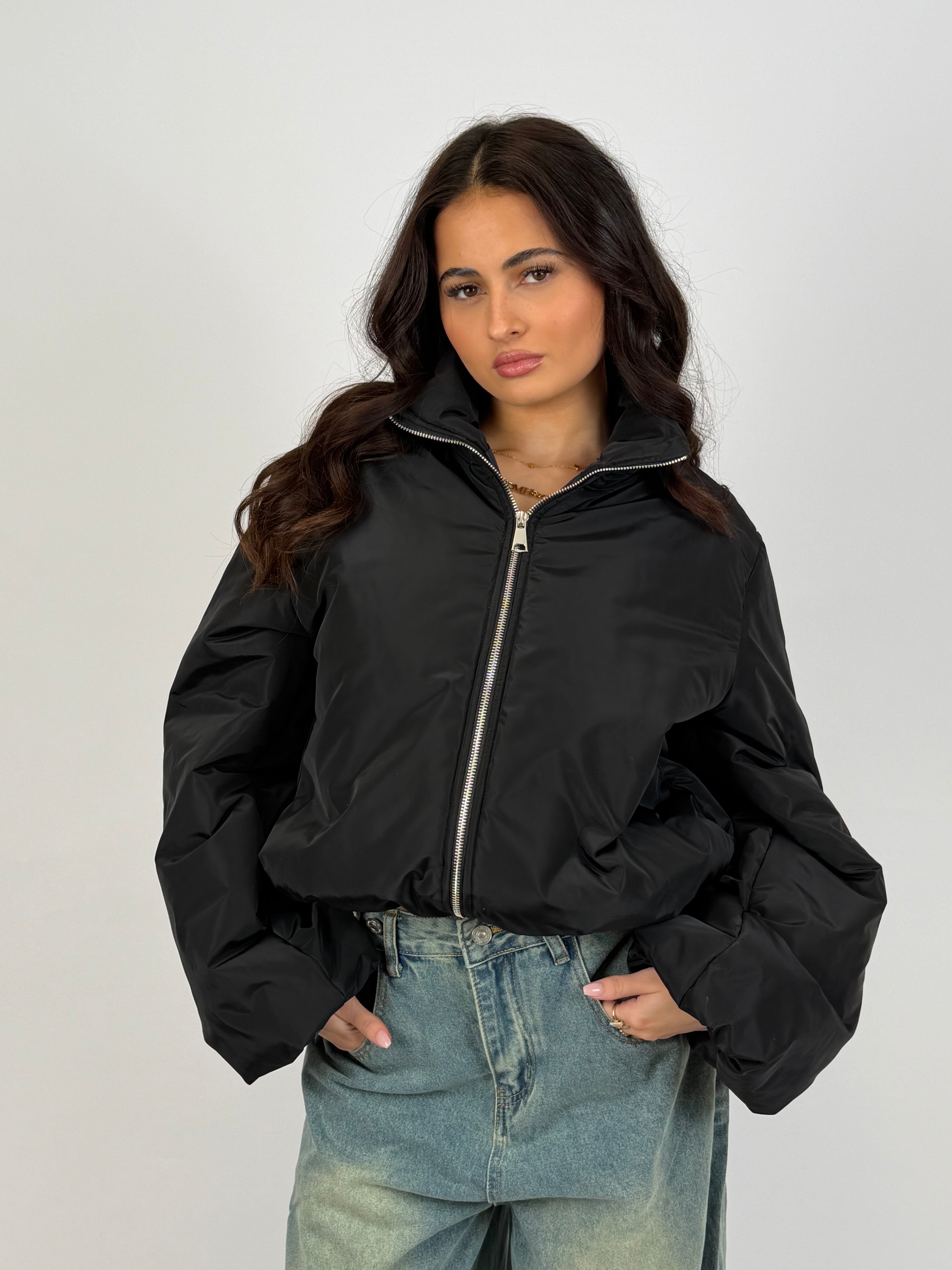 PUFFY BOMBER COAT BLACK