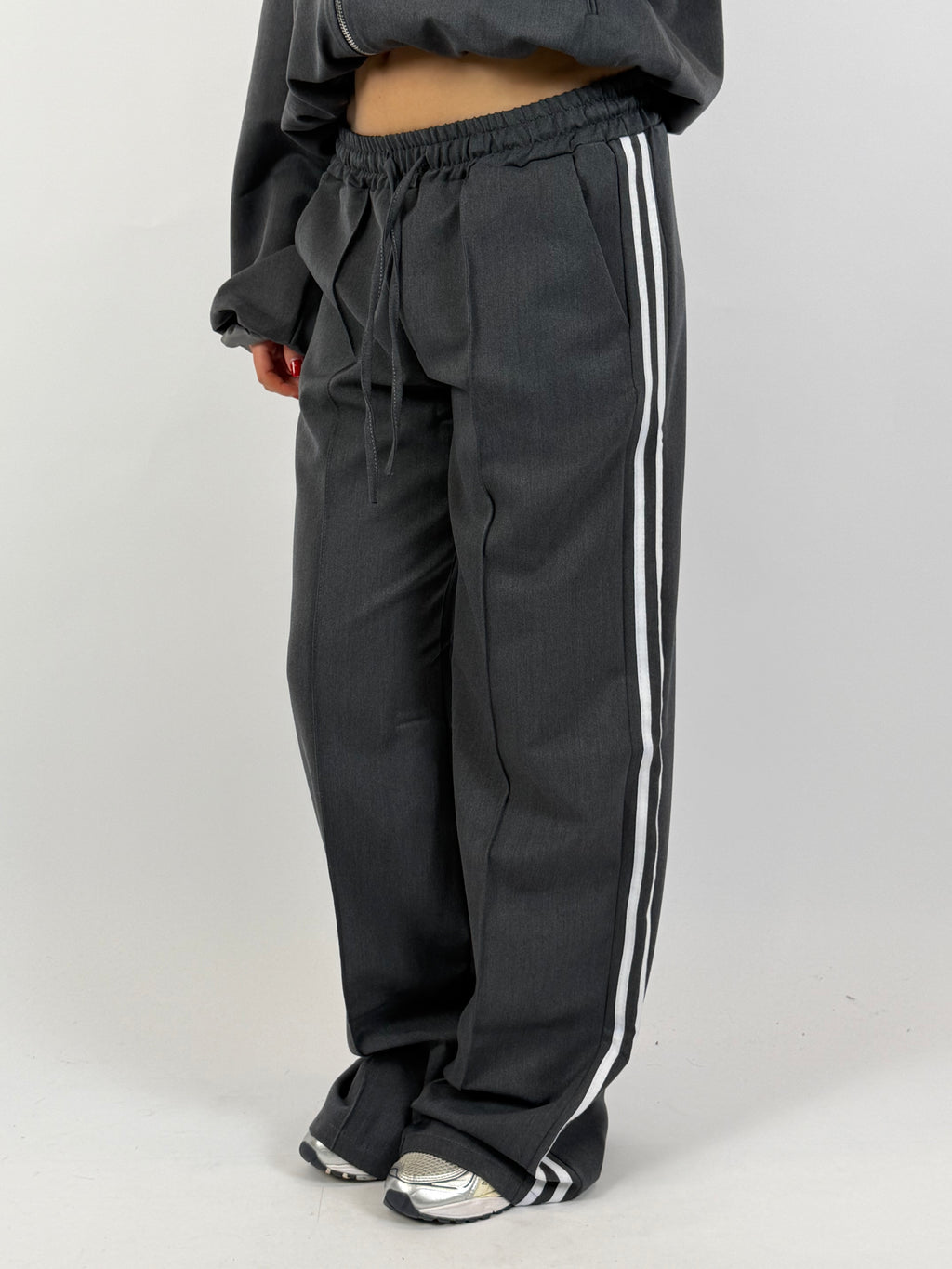 STRIPED PANTALON JOGGER GREY