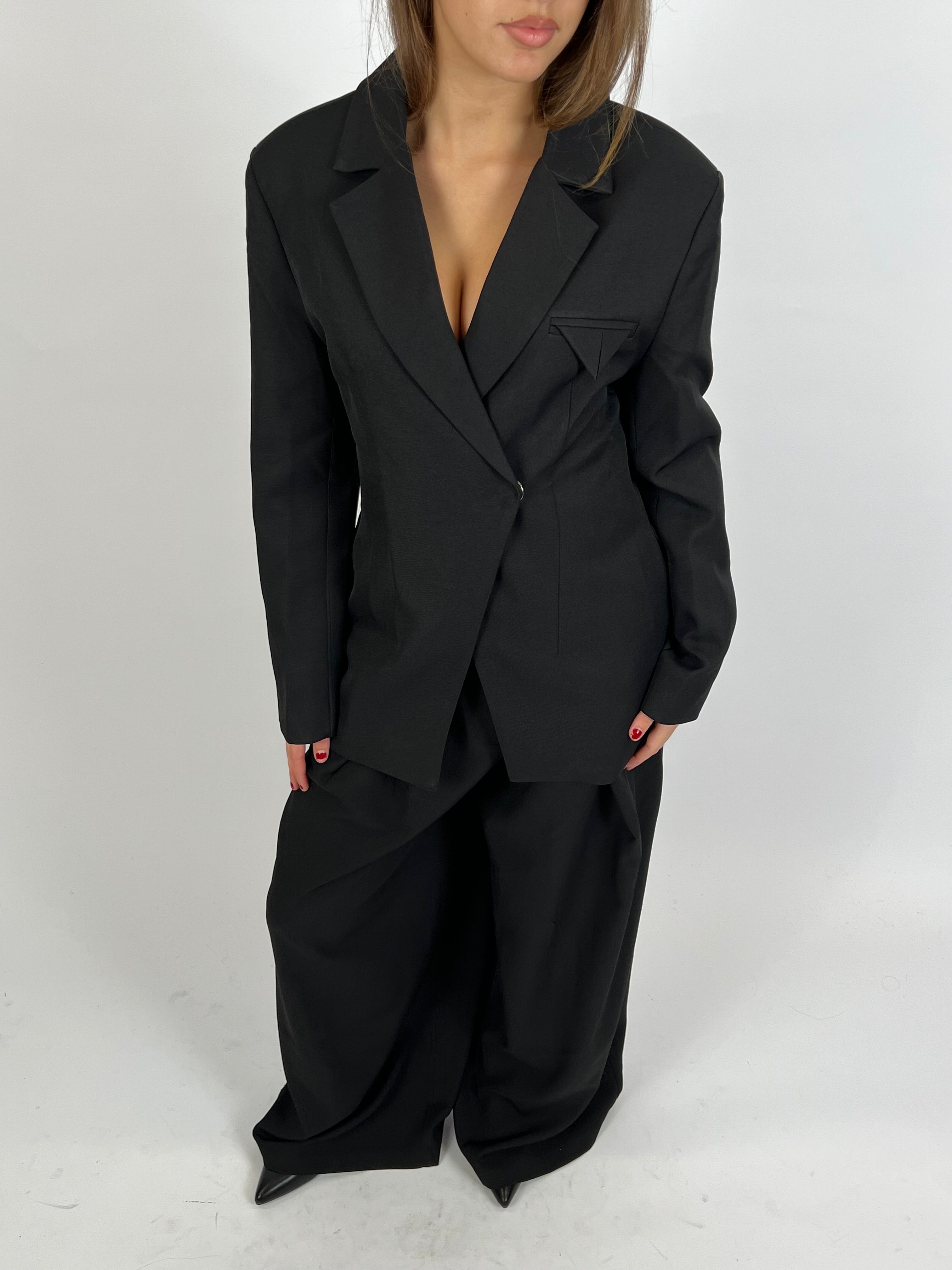 PREMIUM OVERLAP BLAZER BLACK