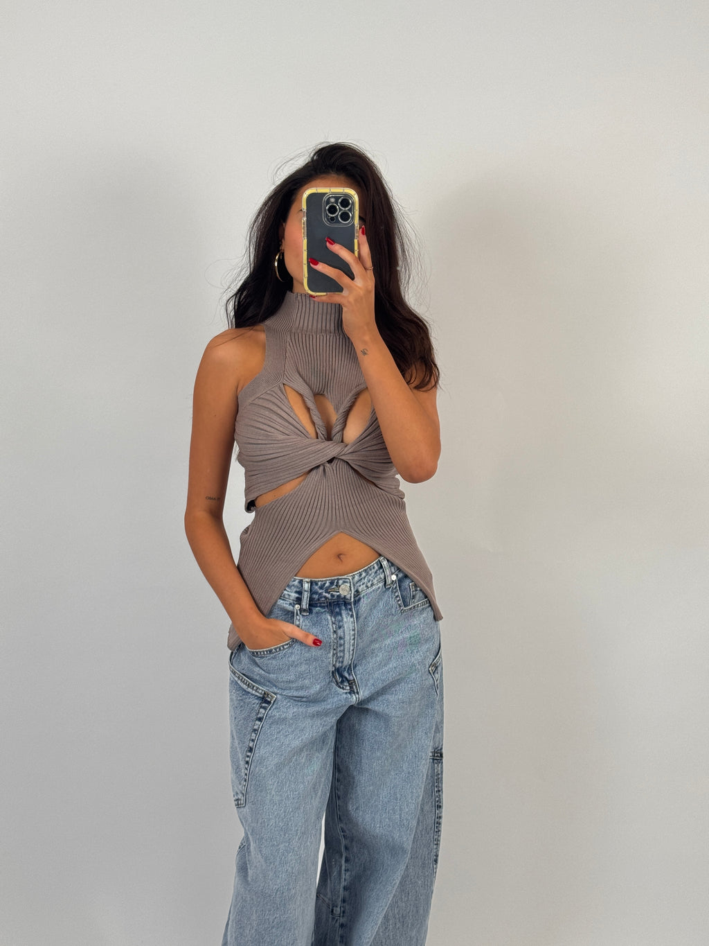 TAUPE HIGH NECK TOP SIZE M