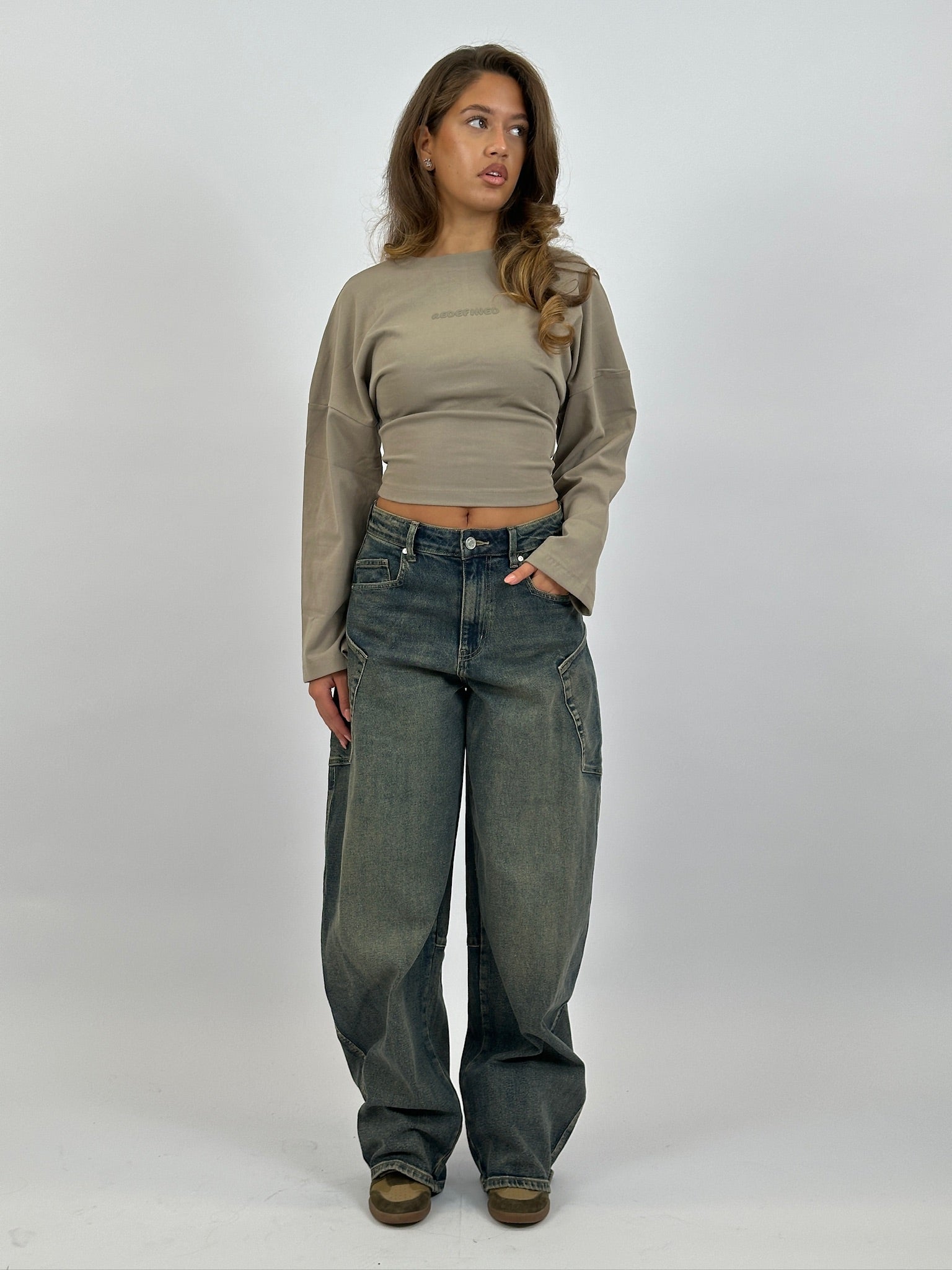 SNATCH SWEAT LONGSLEEVE TAUPE