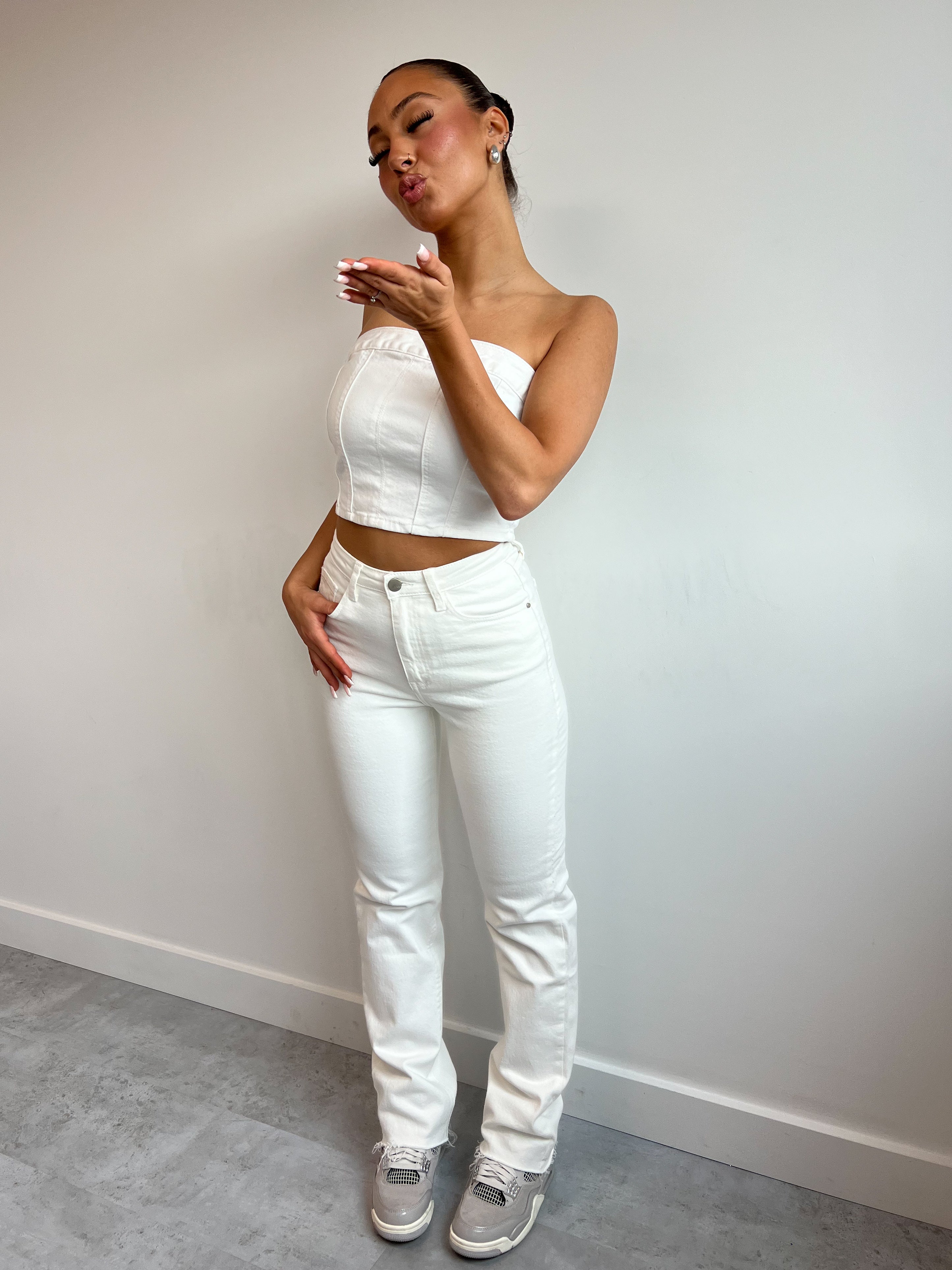 1961 CREAM STRETCH STRAIGHT LEG