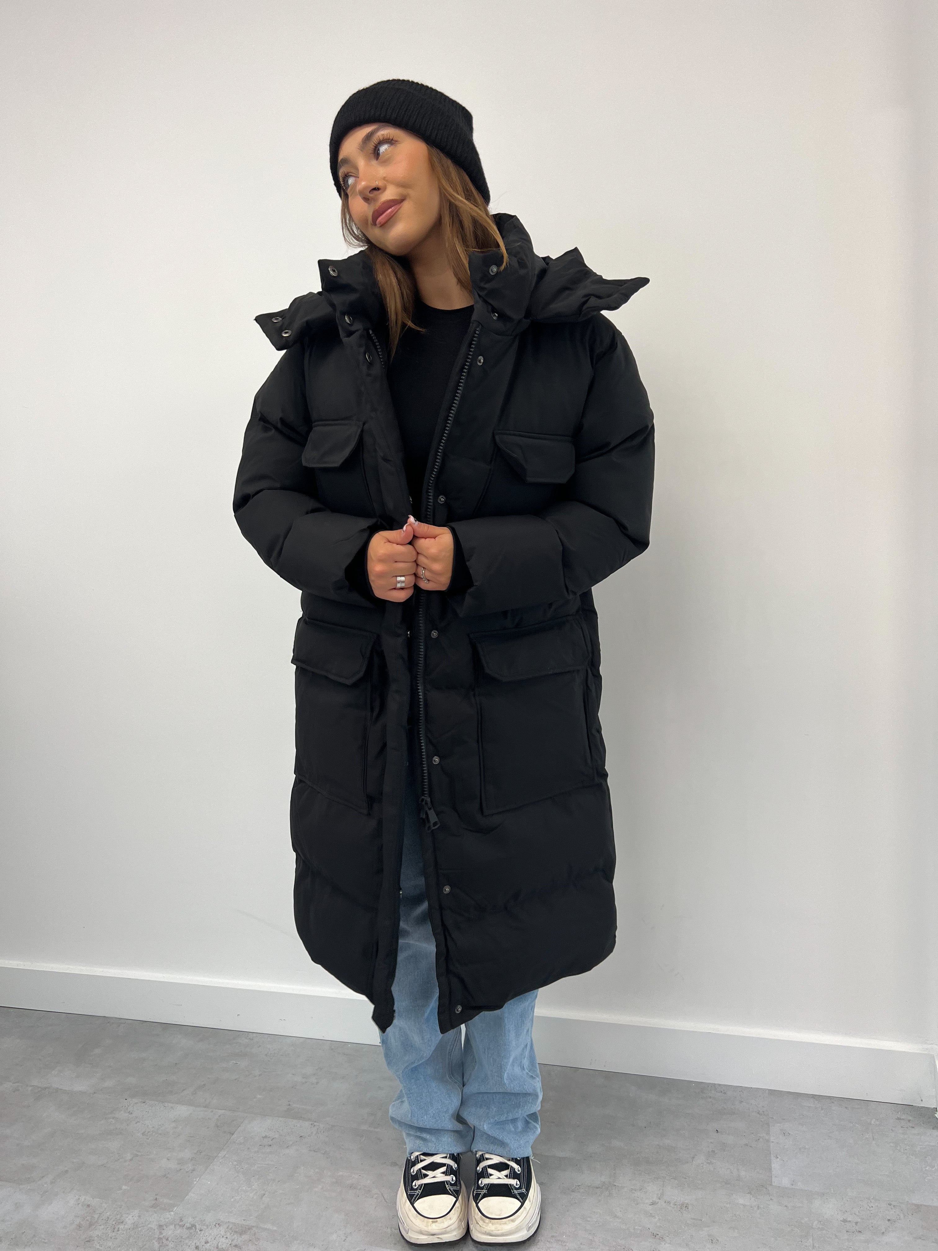 BIG FLAP PUFFER BLACK