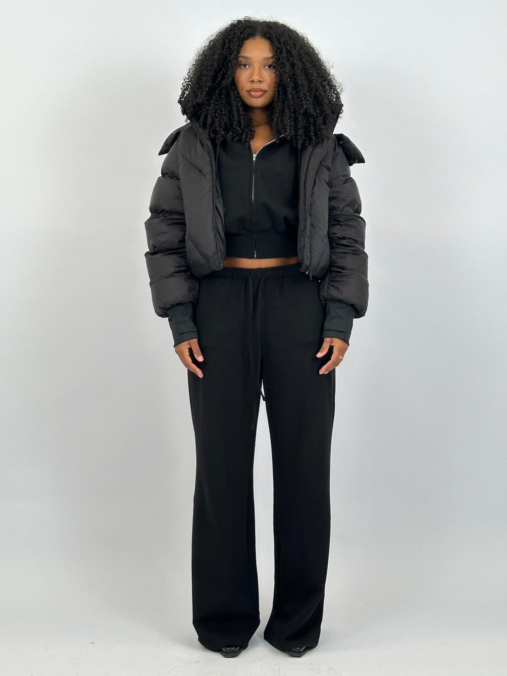 ULTIMATE HOODED CROPPED PUFFER BLACK