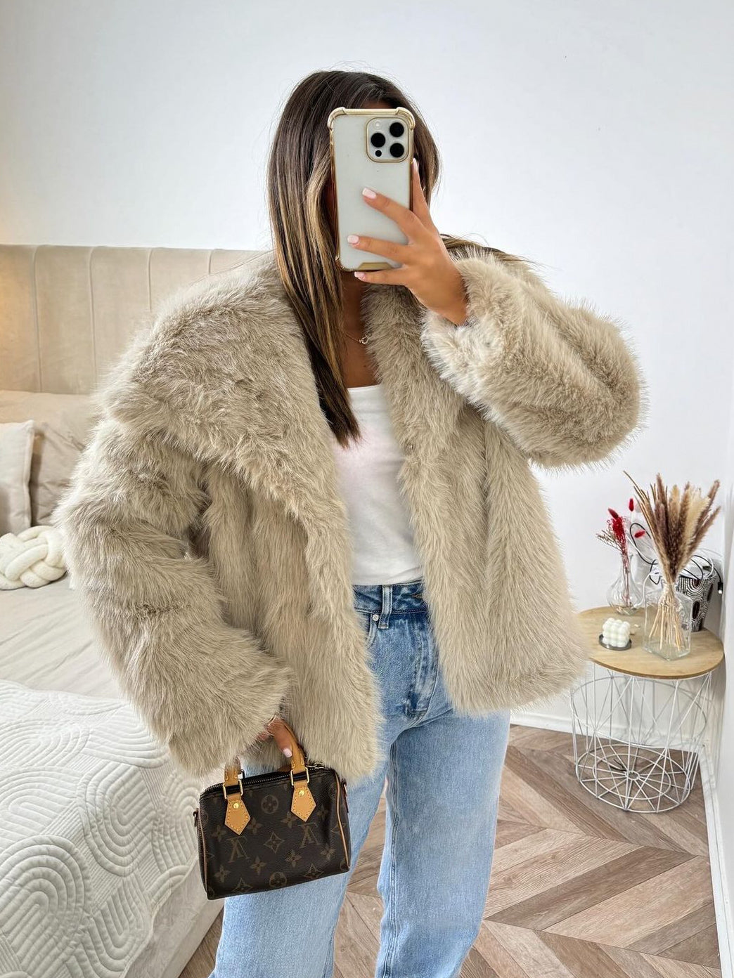 ULTIMATE IT GIRL FUR COAT BEIGE