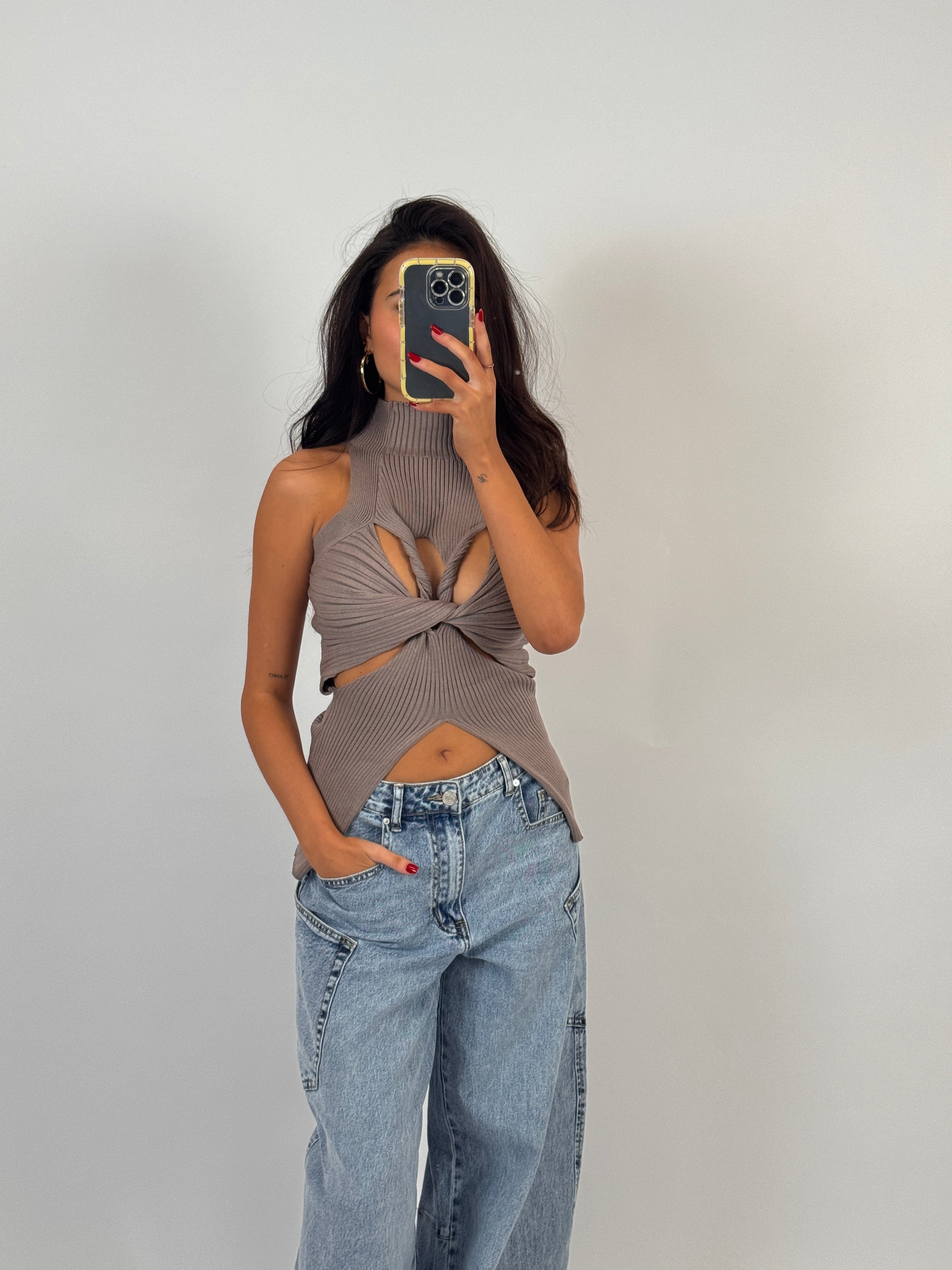 TAUPE HIGH NECK TOP SIZE M