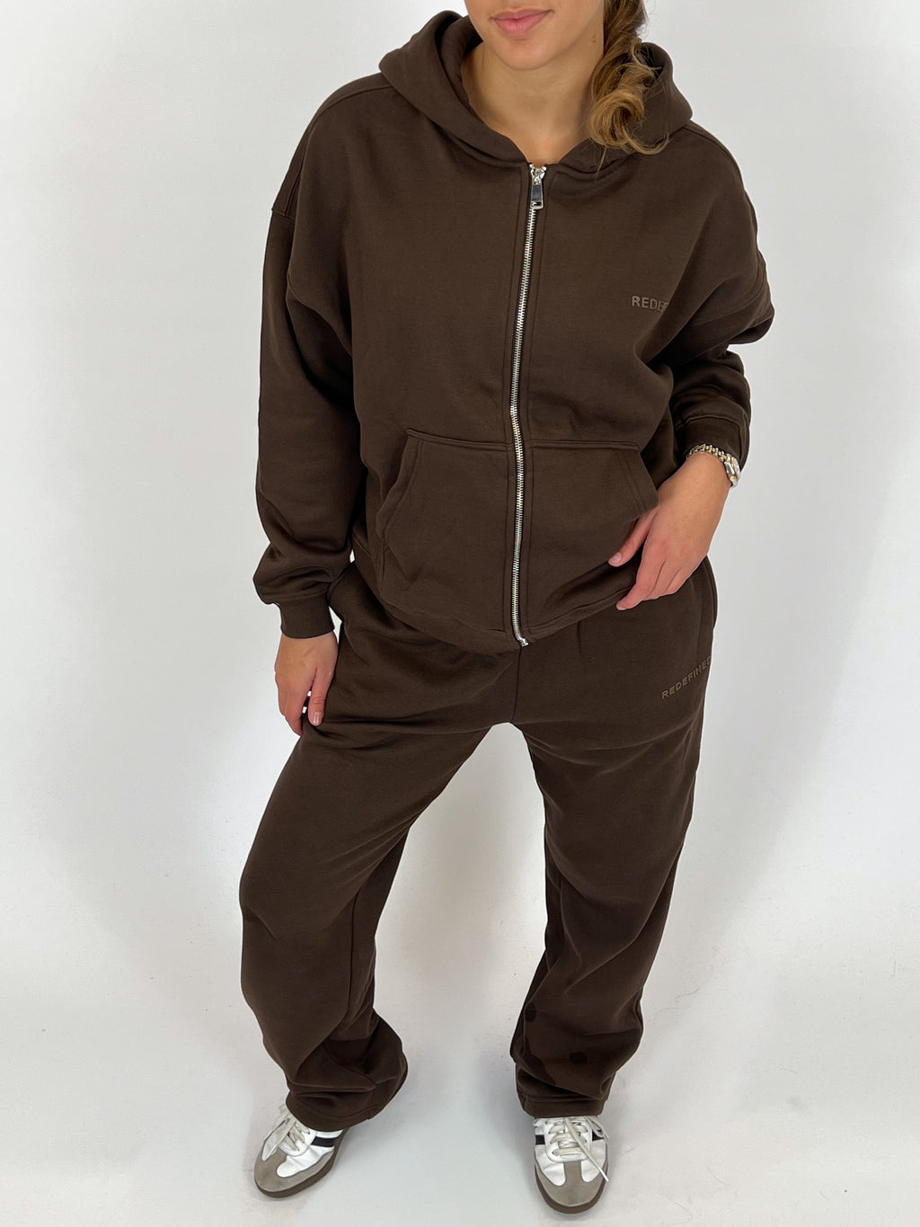 REDEFINED WIDE LEG JOGGER CHOCO