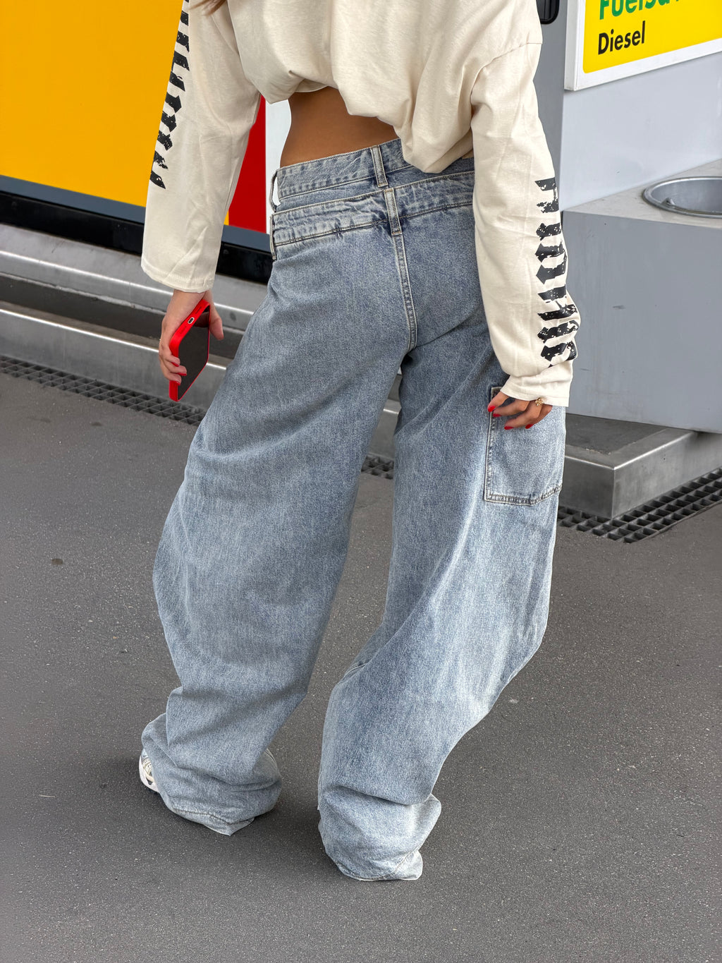 TRIPLE CLOSURE JEANS