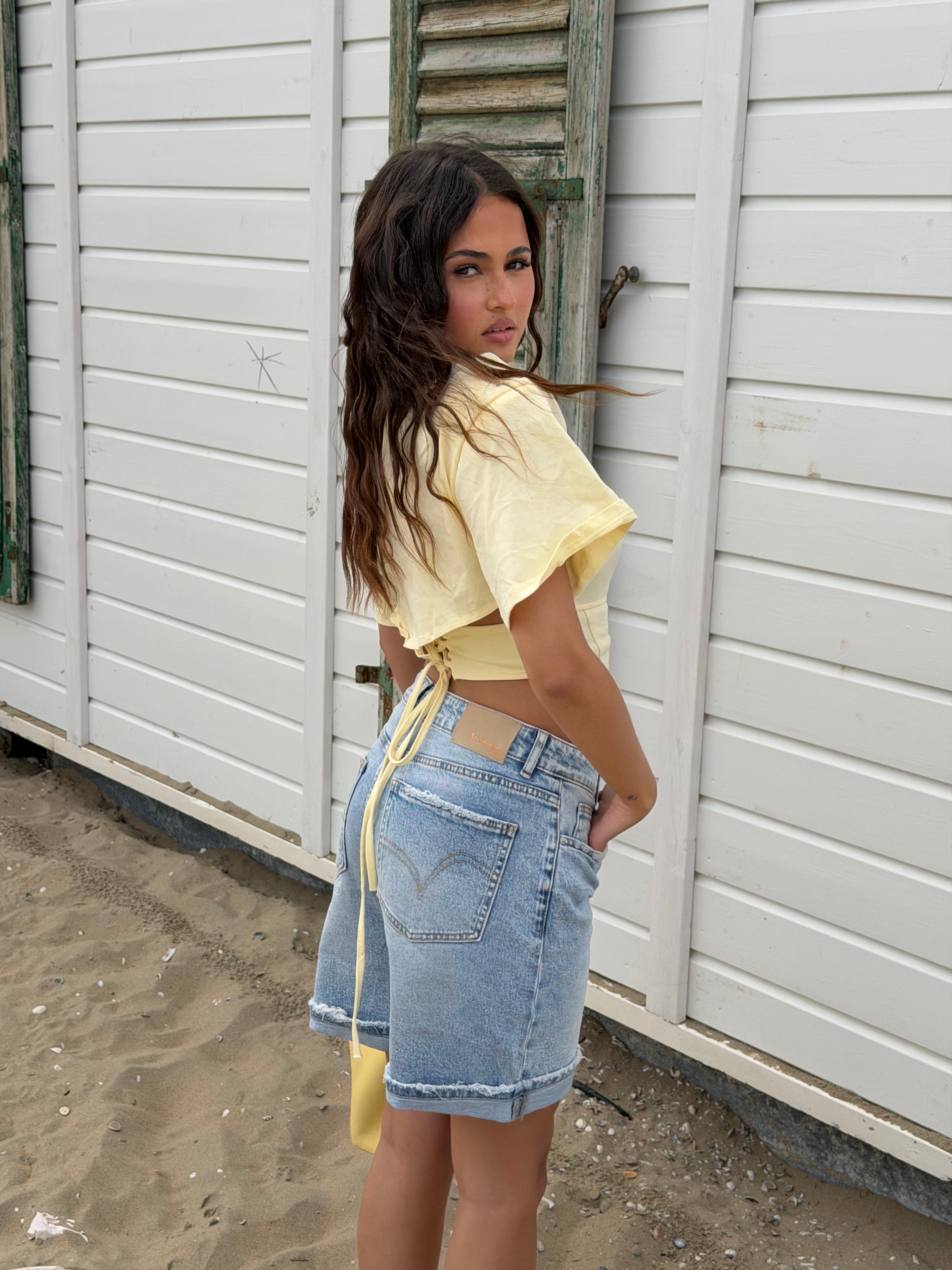 FOLDED DENIM SHORT