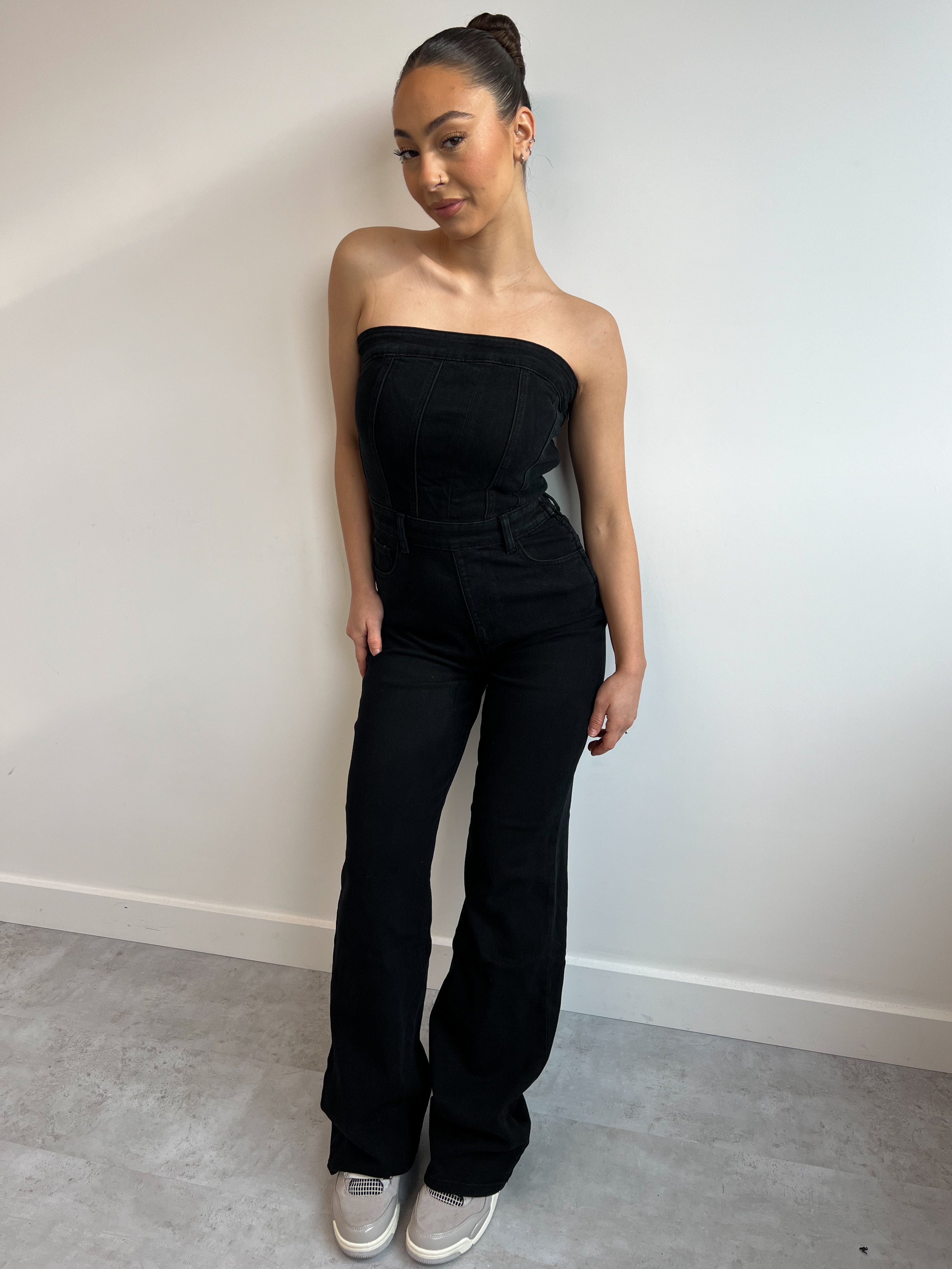 STRAPLESS STRETCH DENIM JUMPSUIT BLACK