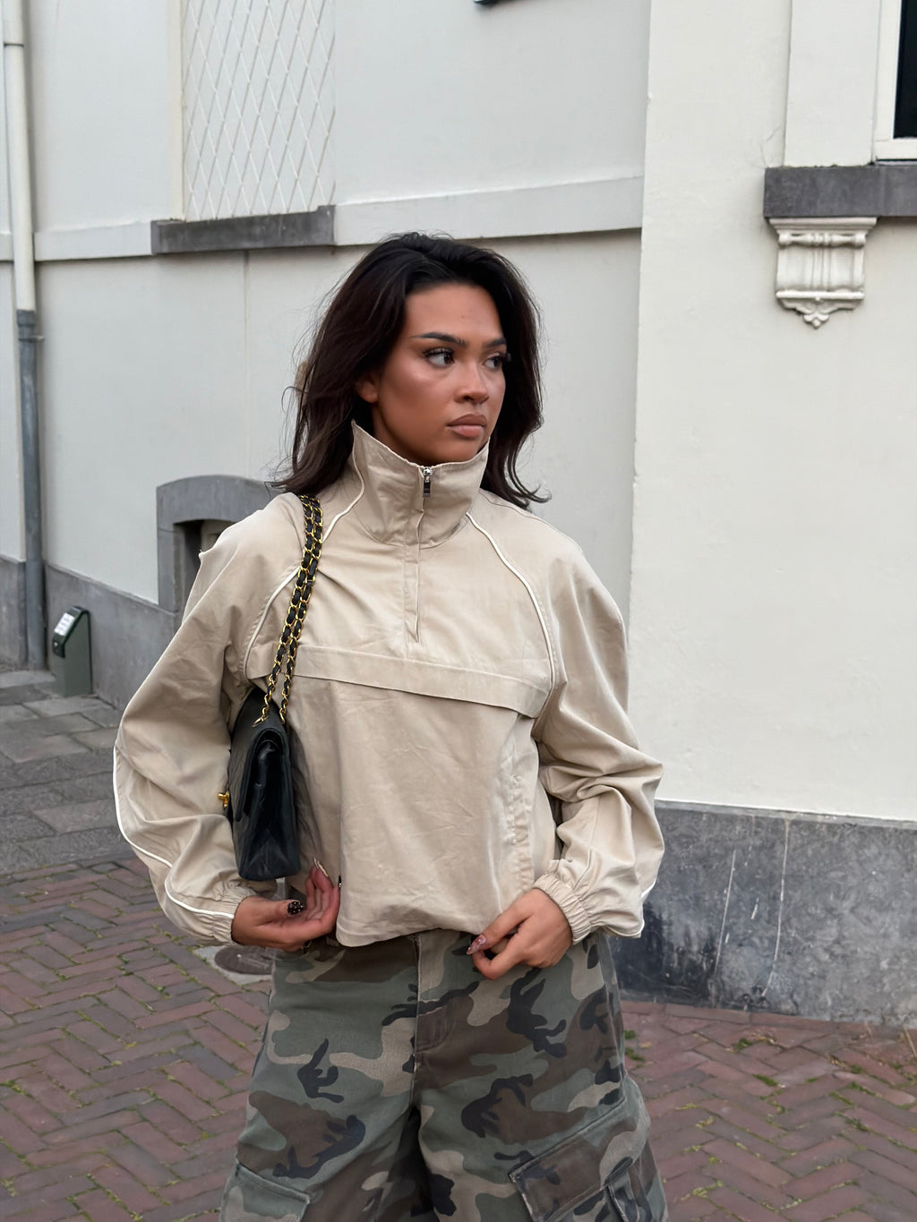 THE WINDBREAKER BEIGE