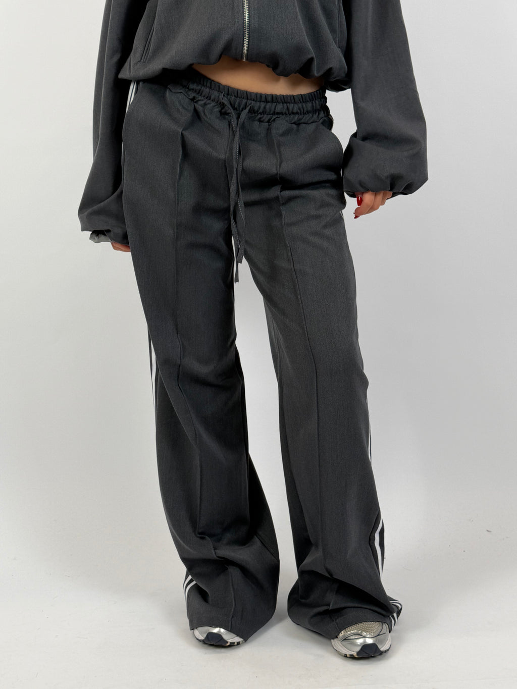 STRIPED PANTALON JOGGER GREY