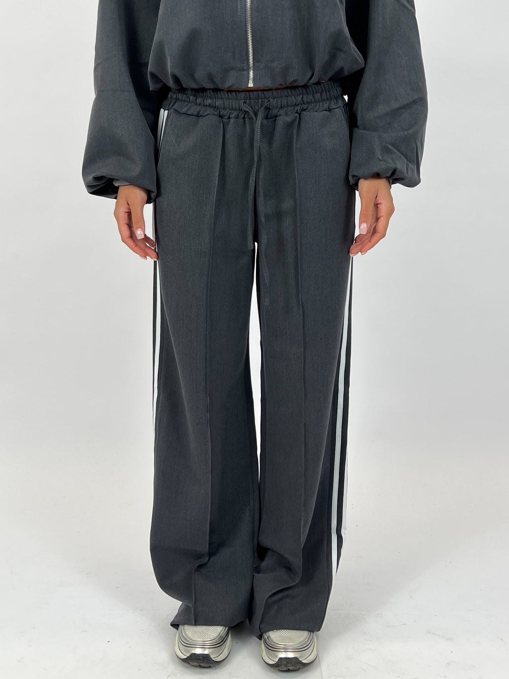 STRIPED PANTALON JOGGER GREY