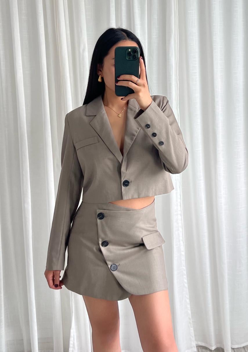 SUIT SKORT TAUPE