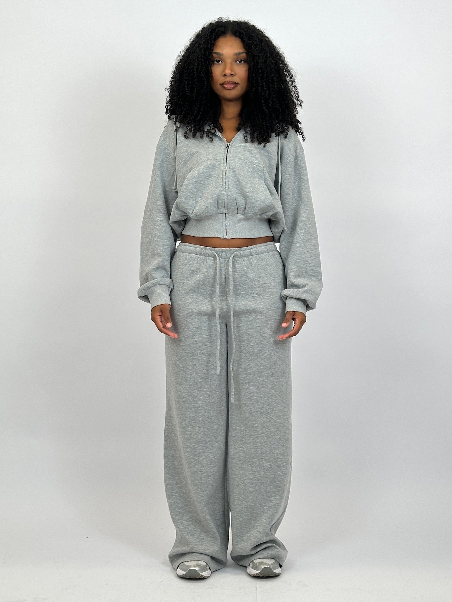 MUSTHAVE STRAIGHT JOGGER GREY (TALL)