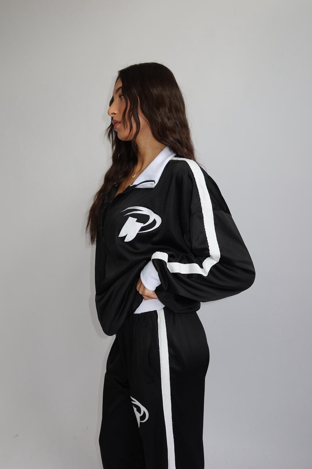 PREMIUM PRIORITY STRIPED TRACKSUIT BLACK