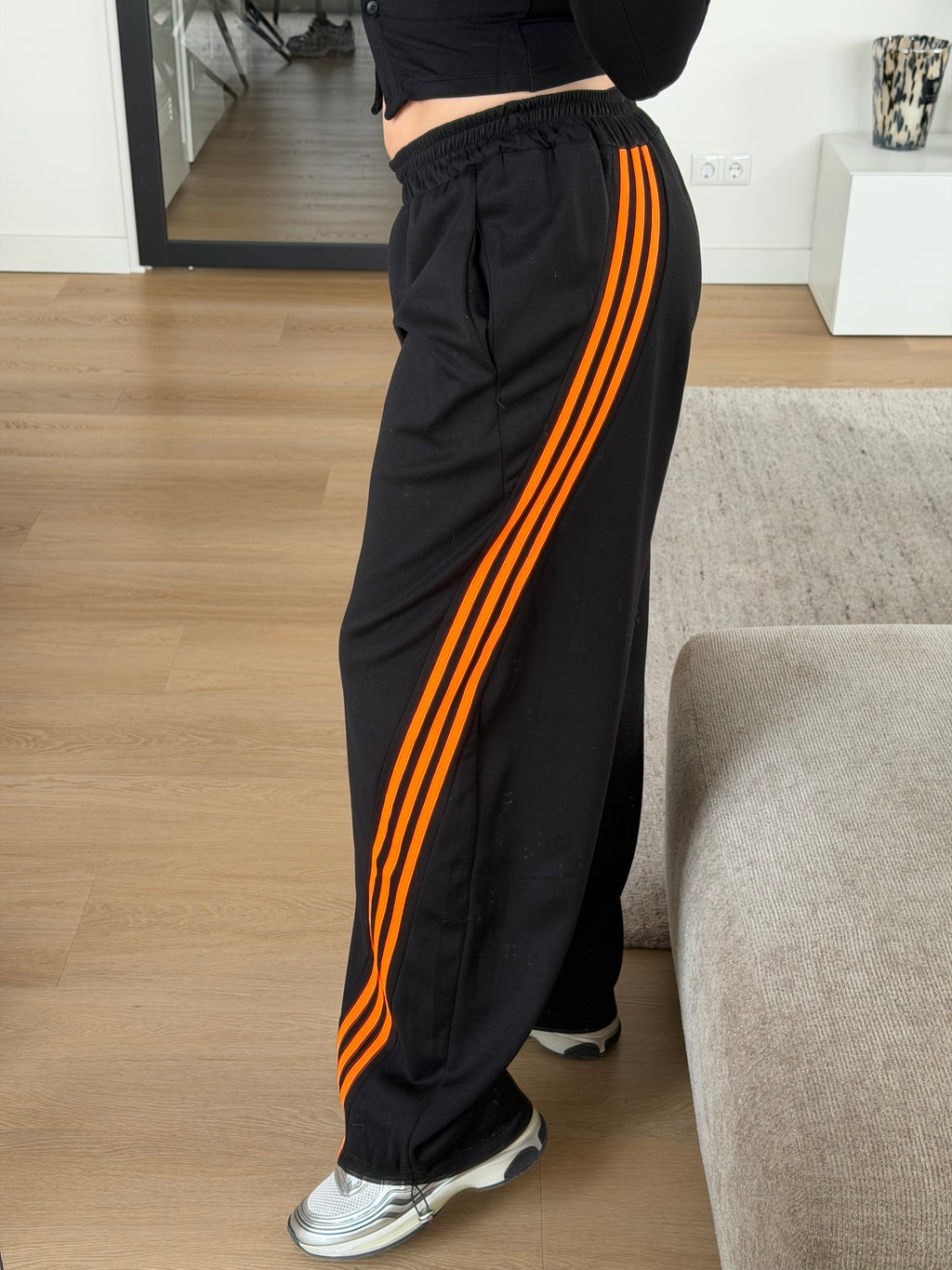 BAGGY STRIPED JOGGER BLACK/ORANGE WK