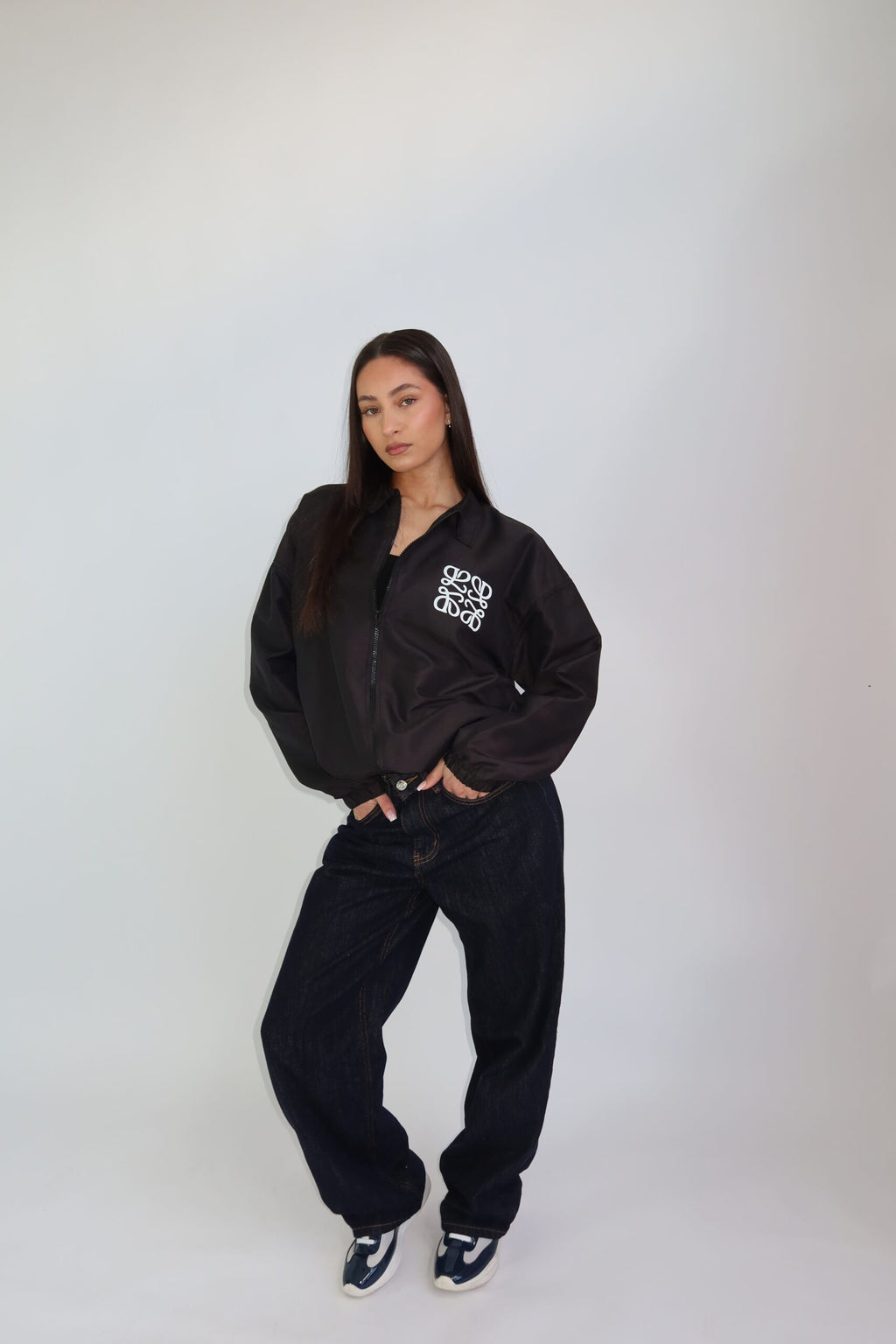 LOE WINDBREAKER BLACK