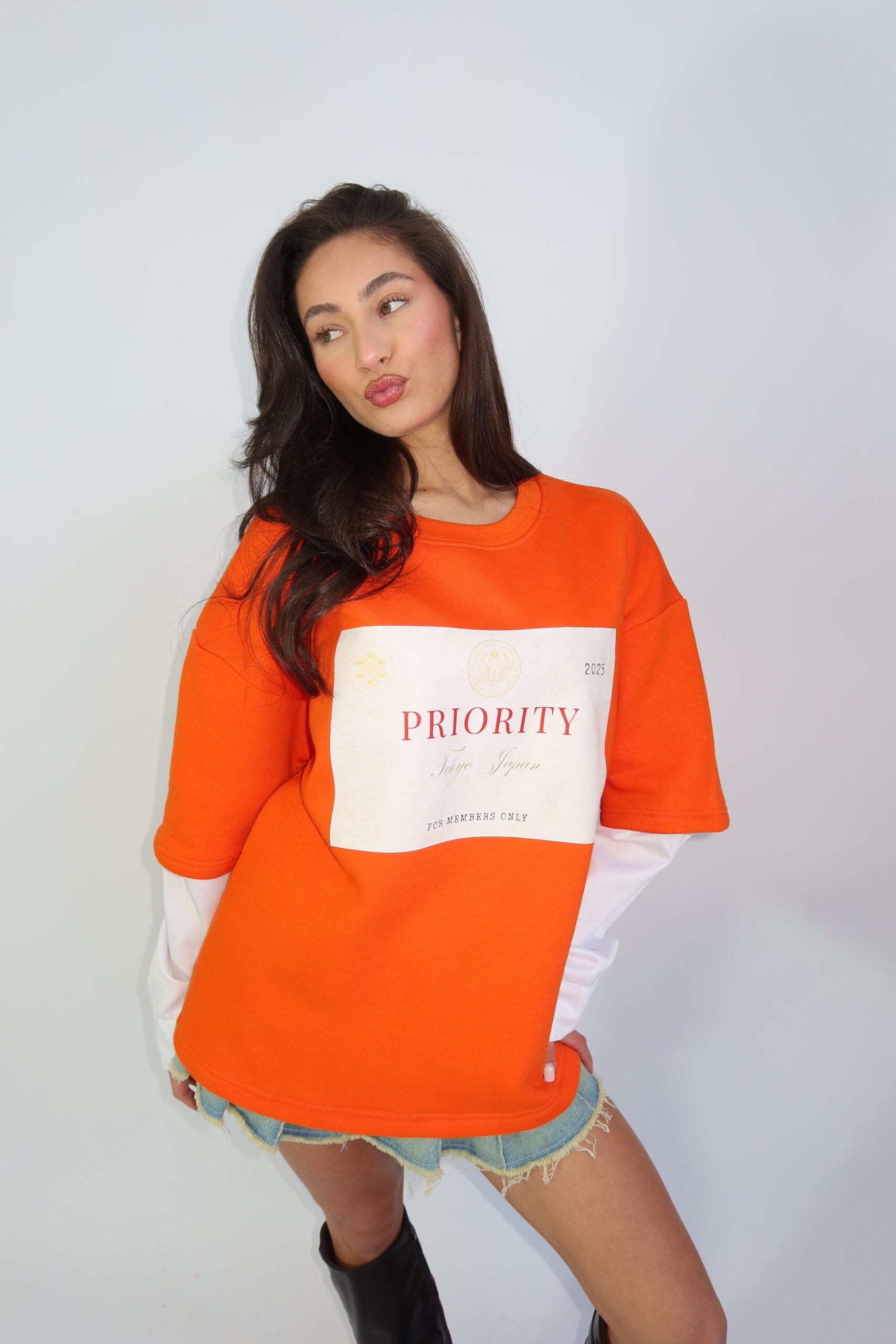 PRIORITY STUDIOS SWEAT LONGSLEEVE ORANGE KINGSDAY