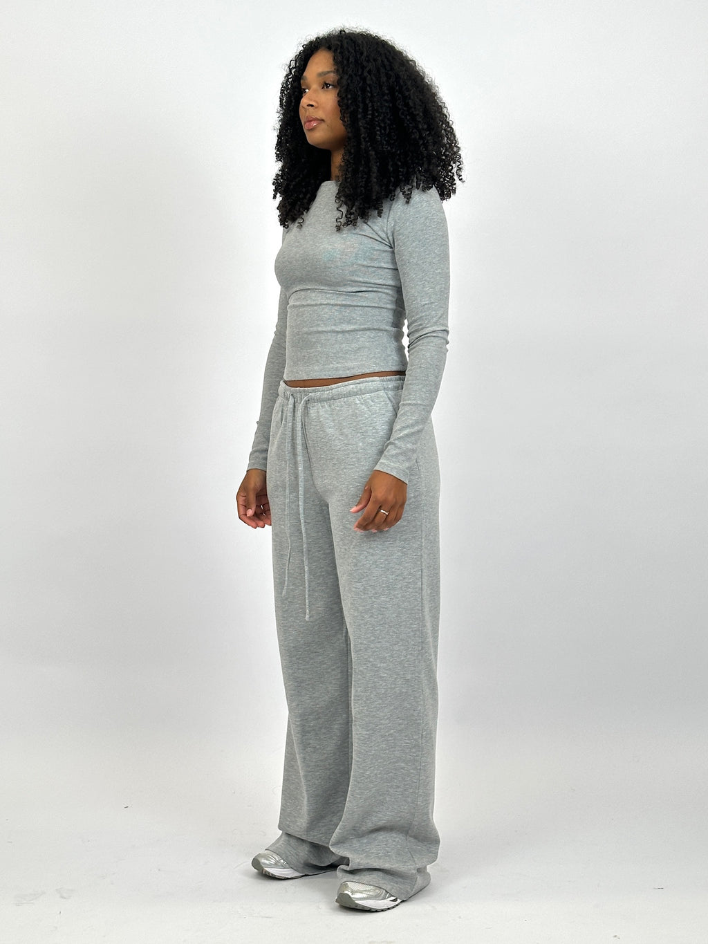 STRETCHY GREY LONGSLEEVE TOP