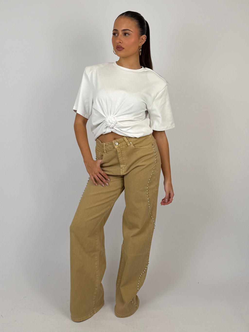 STUDS JEANS BEIGE