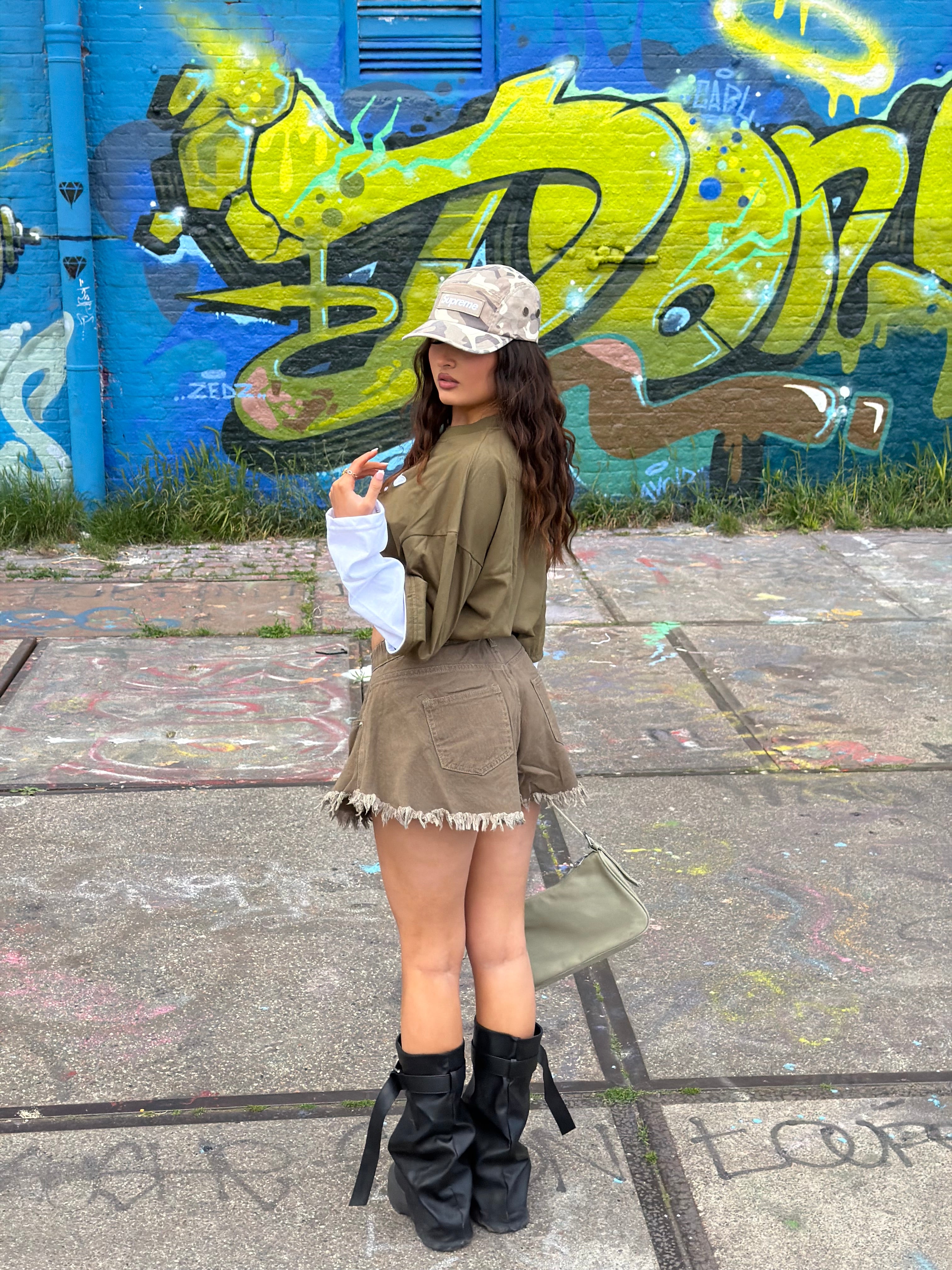 MAIN STAGE SHORT KHAKI