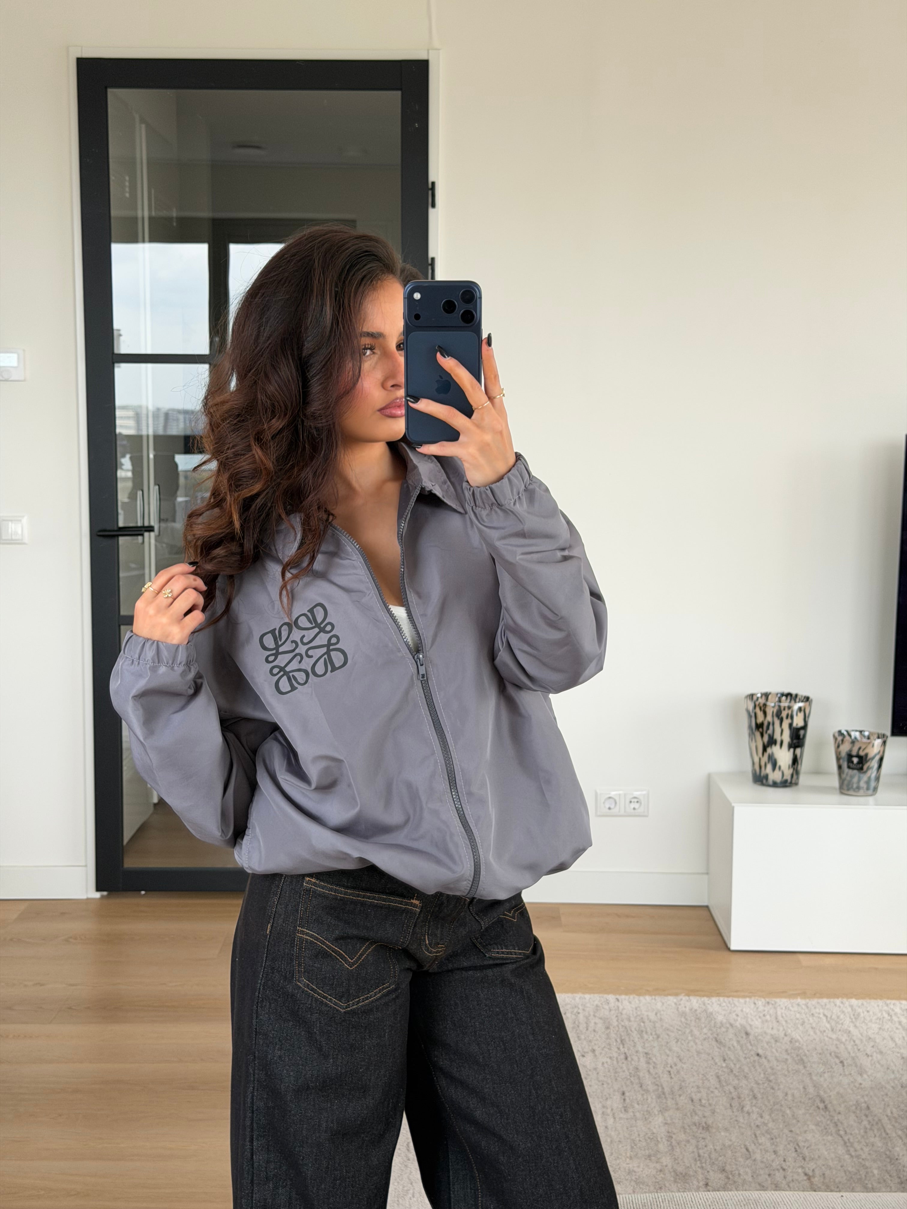 LOE WINDBREAKER GREY