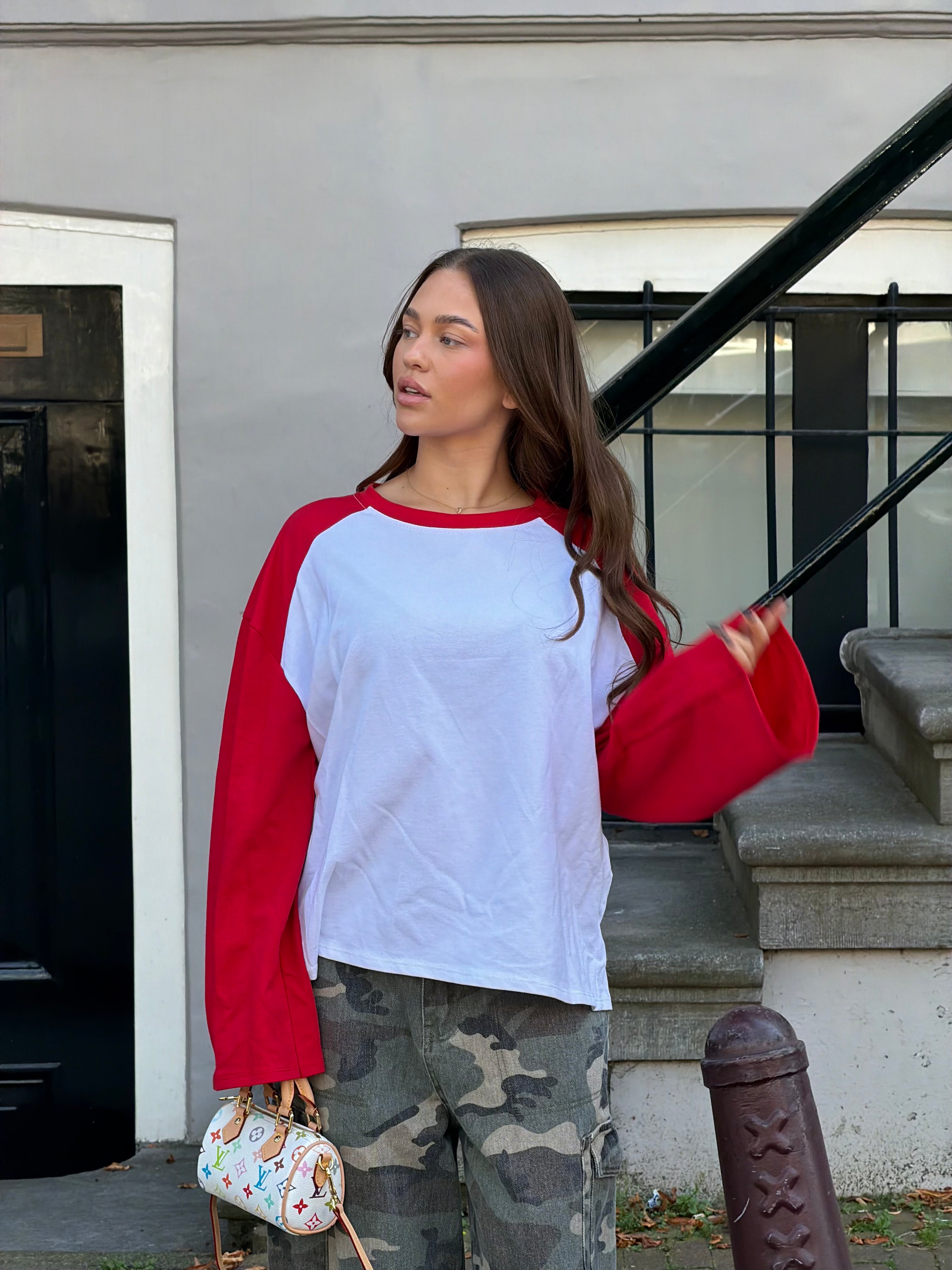 TWO TONE LONGSLEEVE RED PETITE