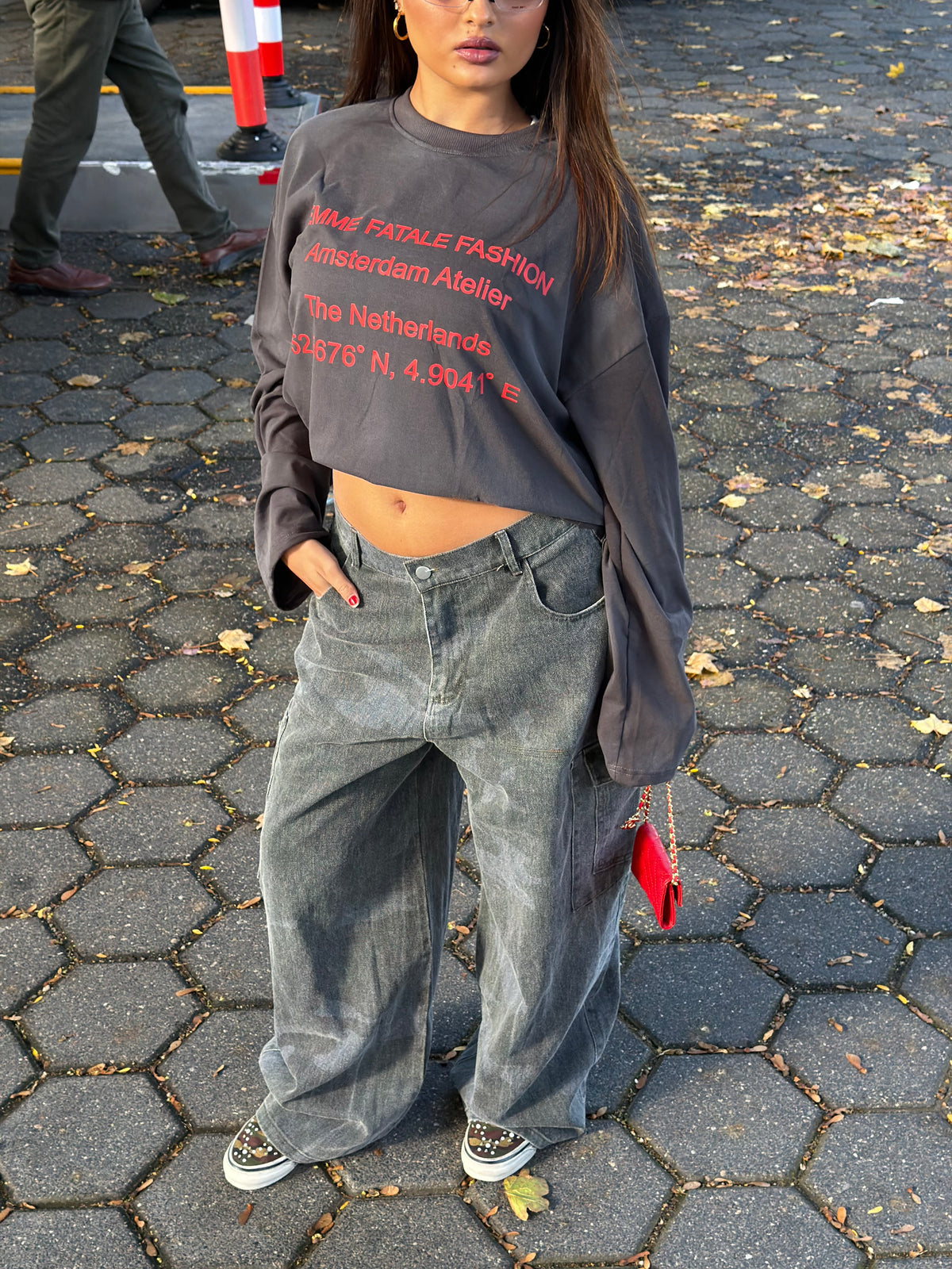 FEMME ATELIER LONGSLEEVE CHARCOAL/RED