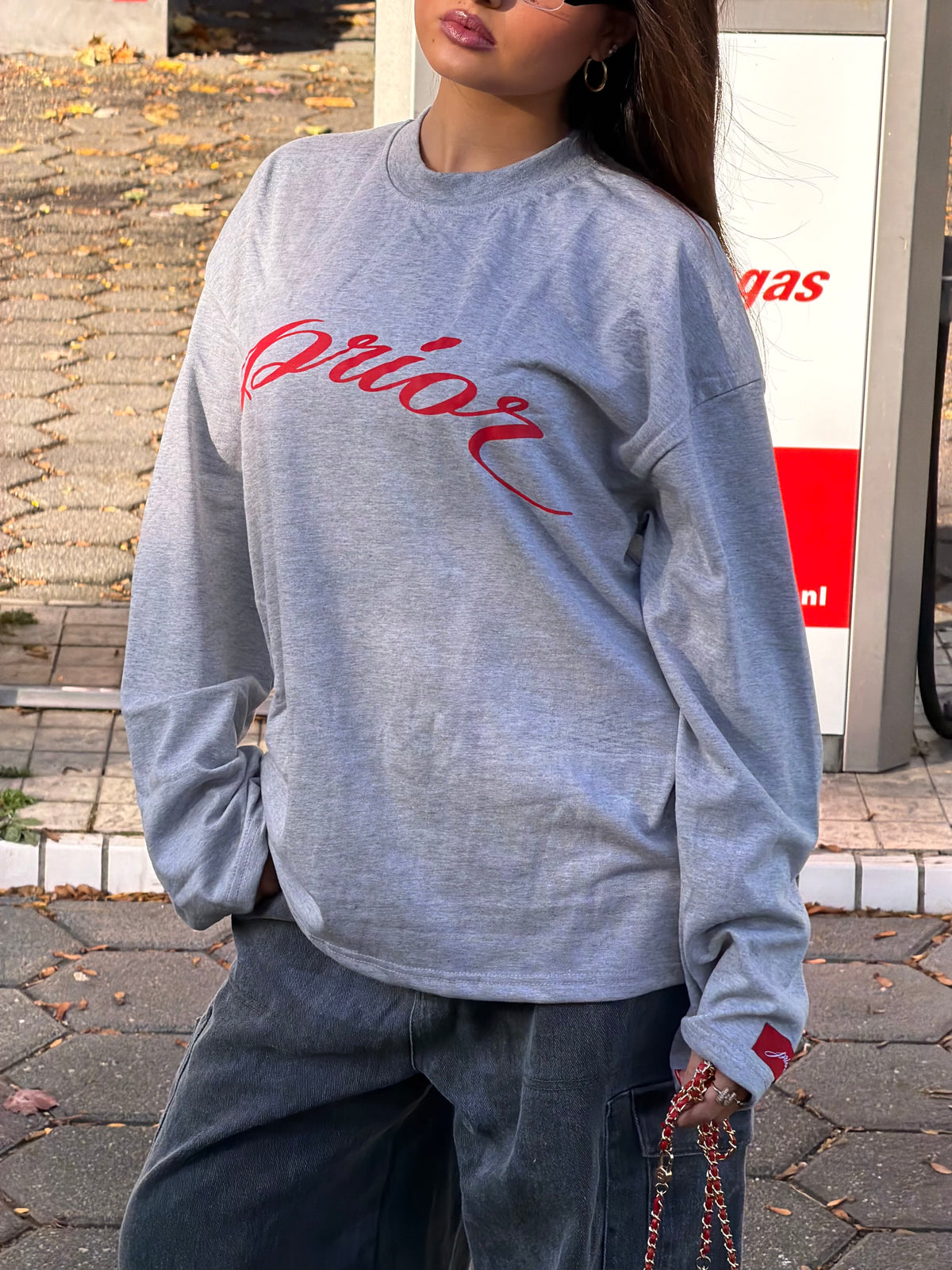 PRIOR LONGSLEEVE GREY/RED