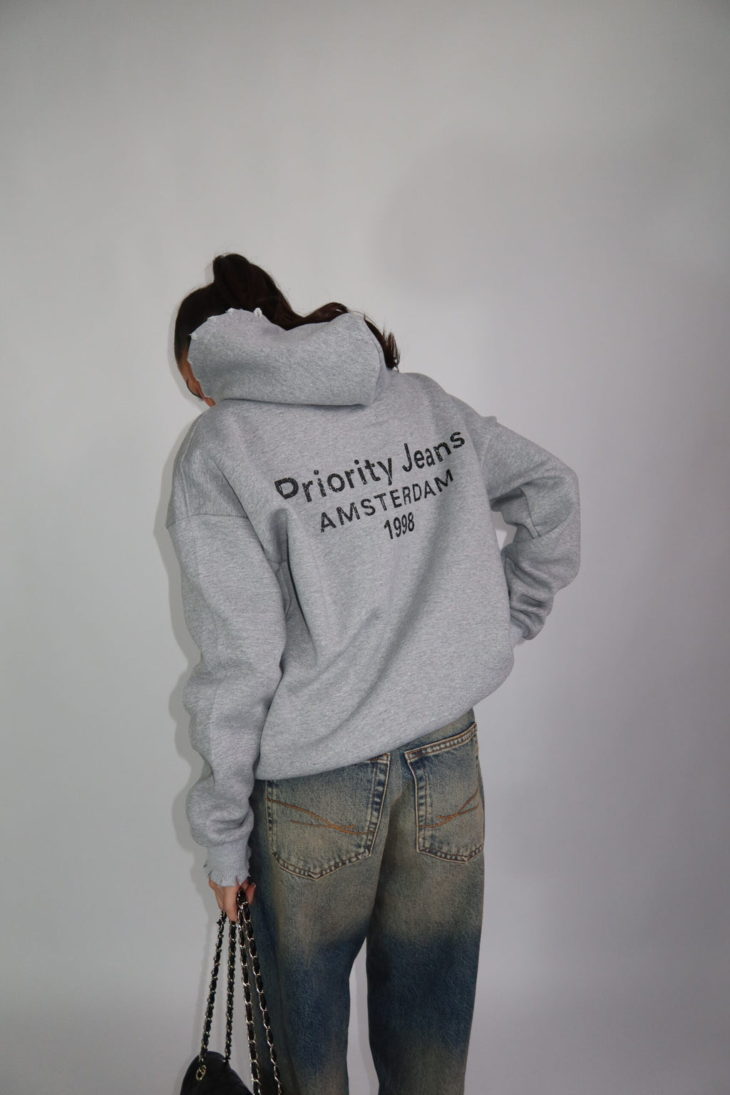PREMIUM PRIORITY DISTRESSED HOODIE GREY
