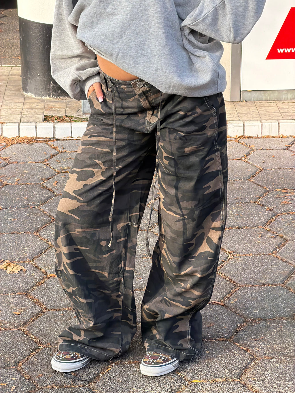 DE MIDI CAMO PARACHUTE