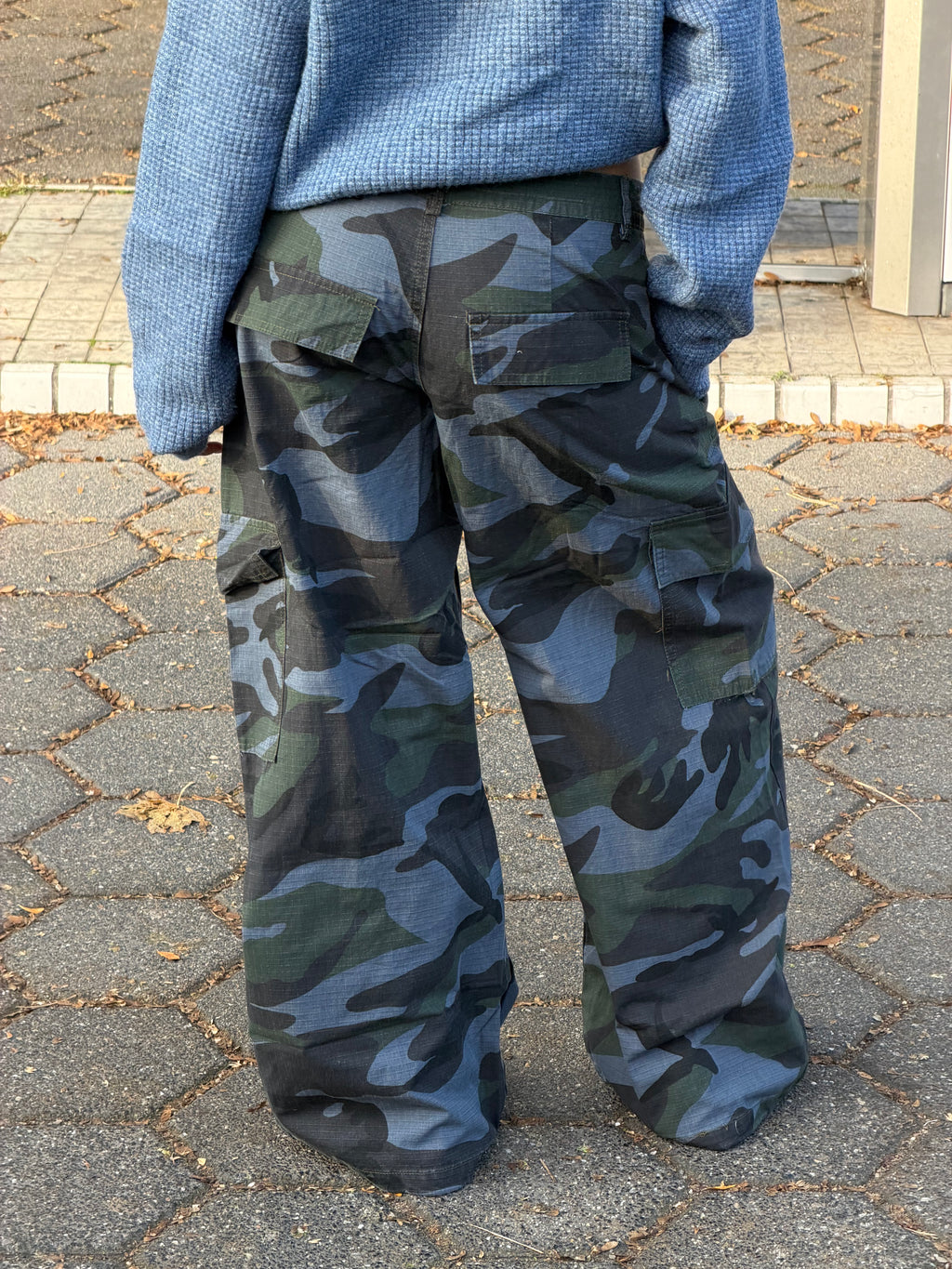 CAMO TRACK CARGO BLAUWE WASH