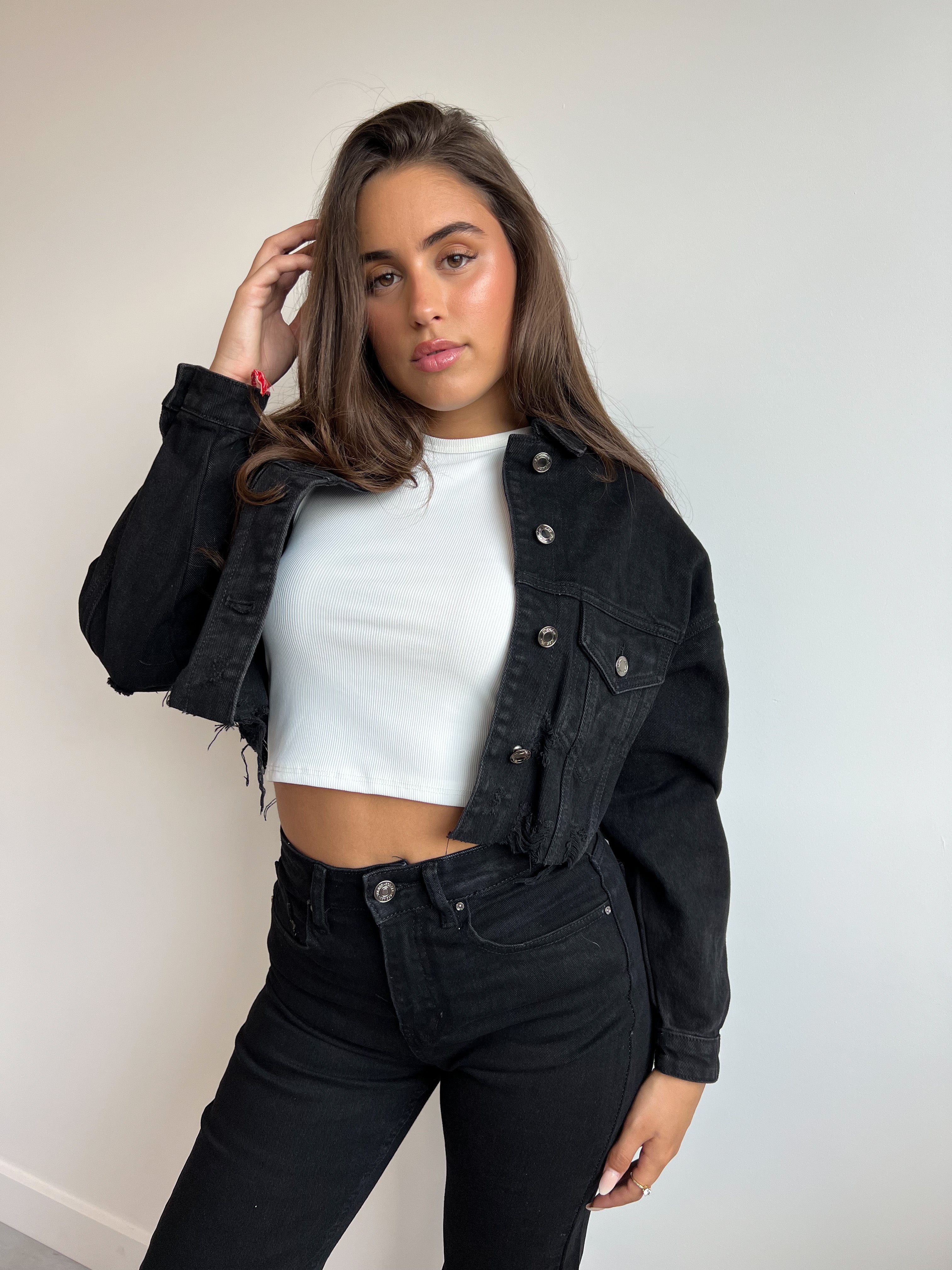 BLACK CROPPED DENIM JACKET
