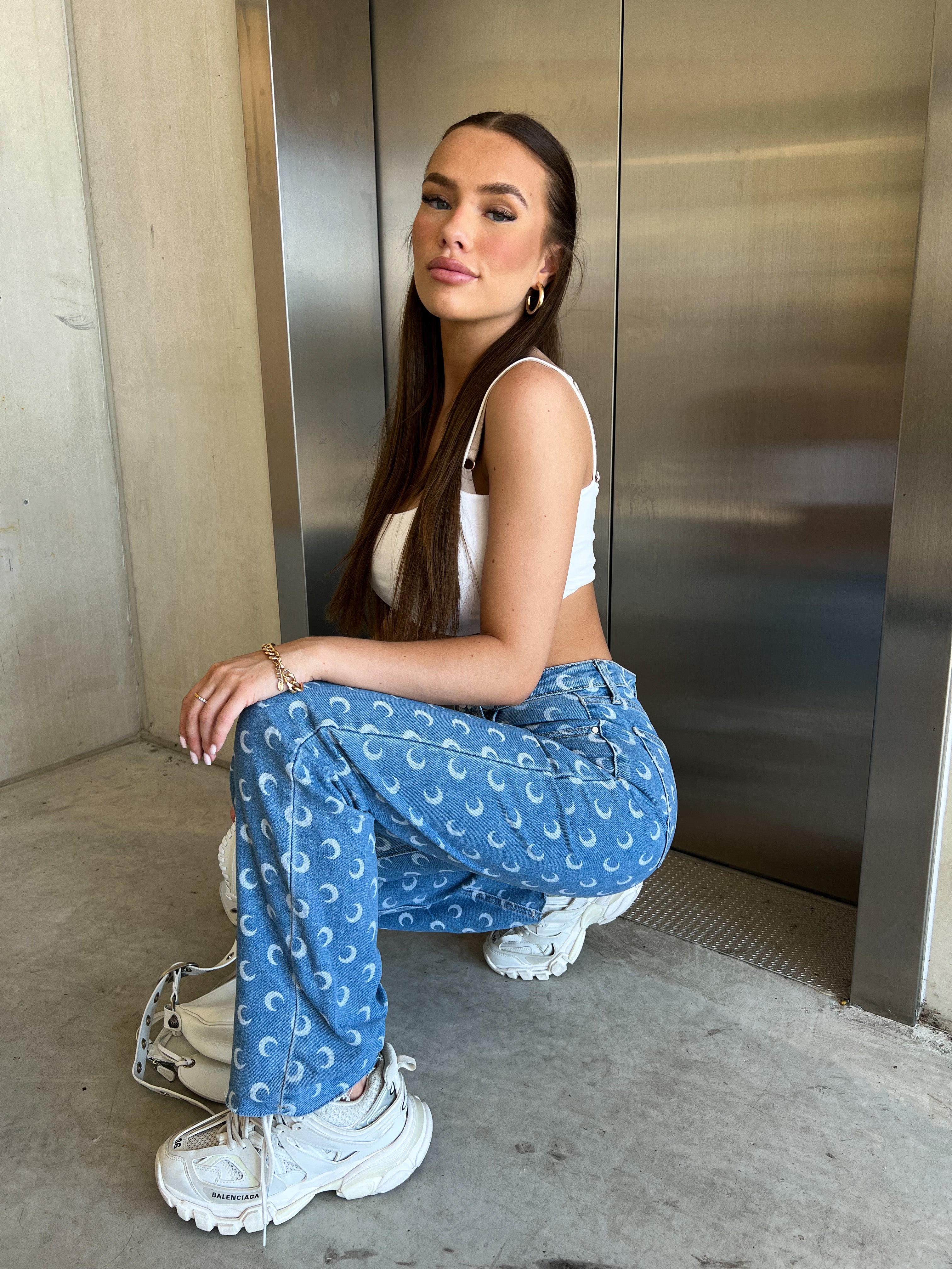 STRETCHY MOON STRAIGHT LEG JEANS