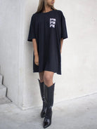 DIZOR T-SHIRT DRESS BLACK/BEIGE - Femmefatalefashion.nl