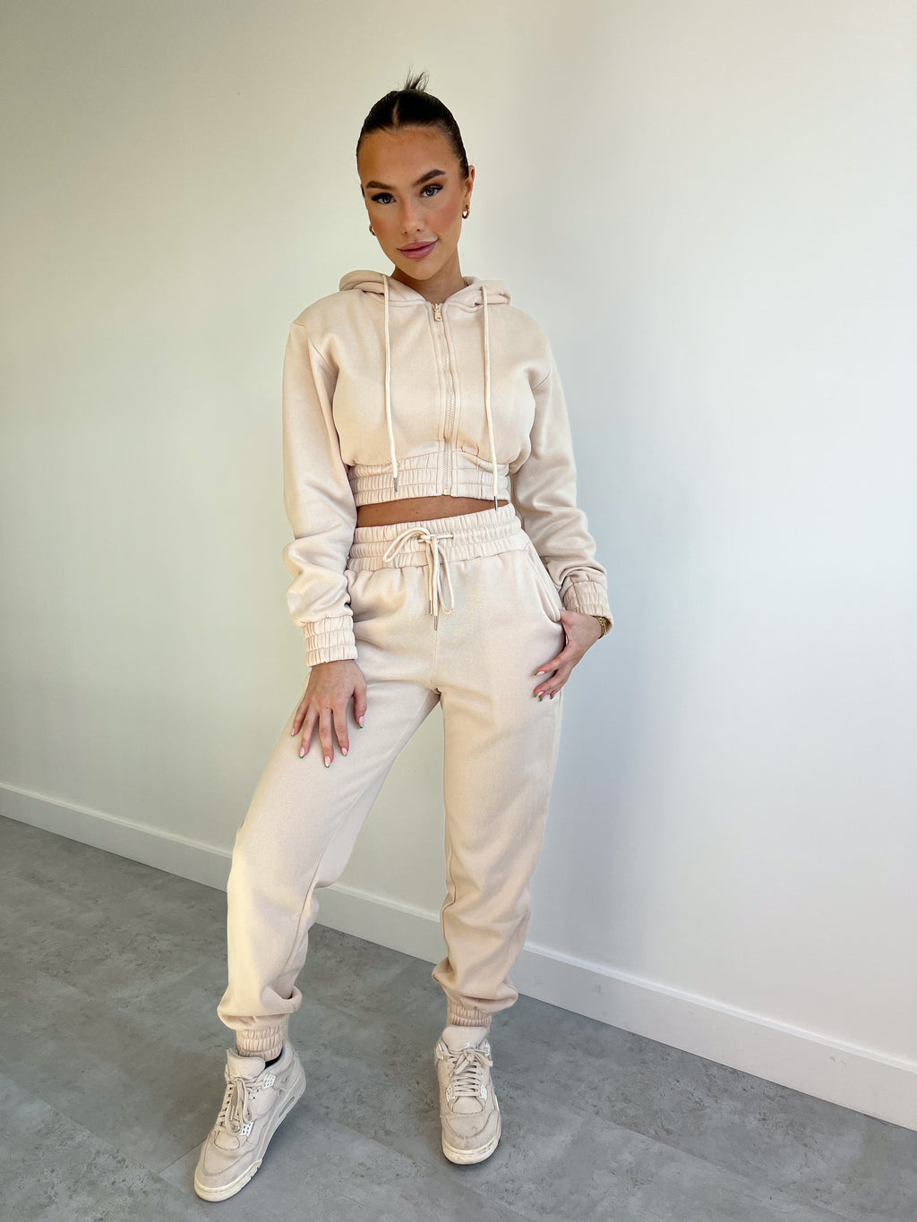 CROP VEST JOG SET BEIGE