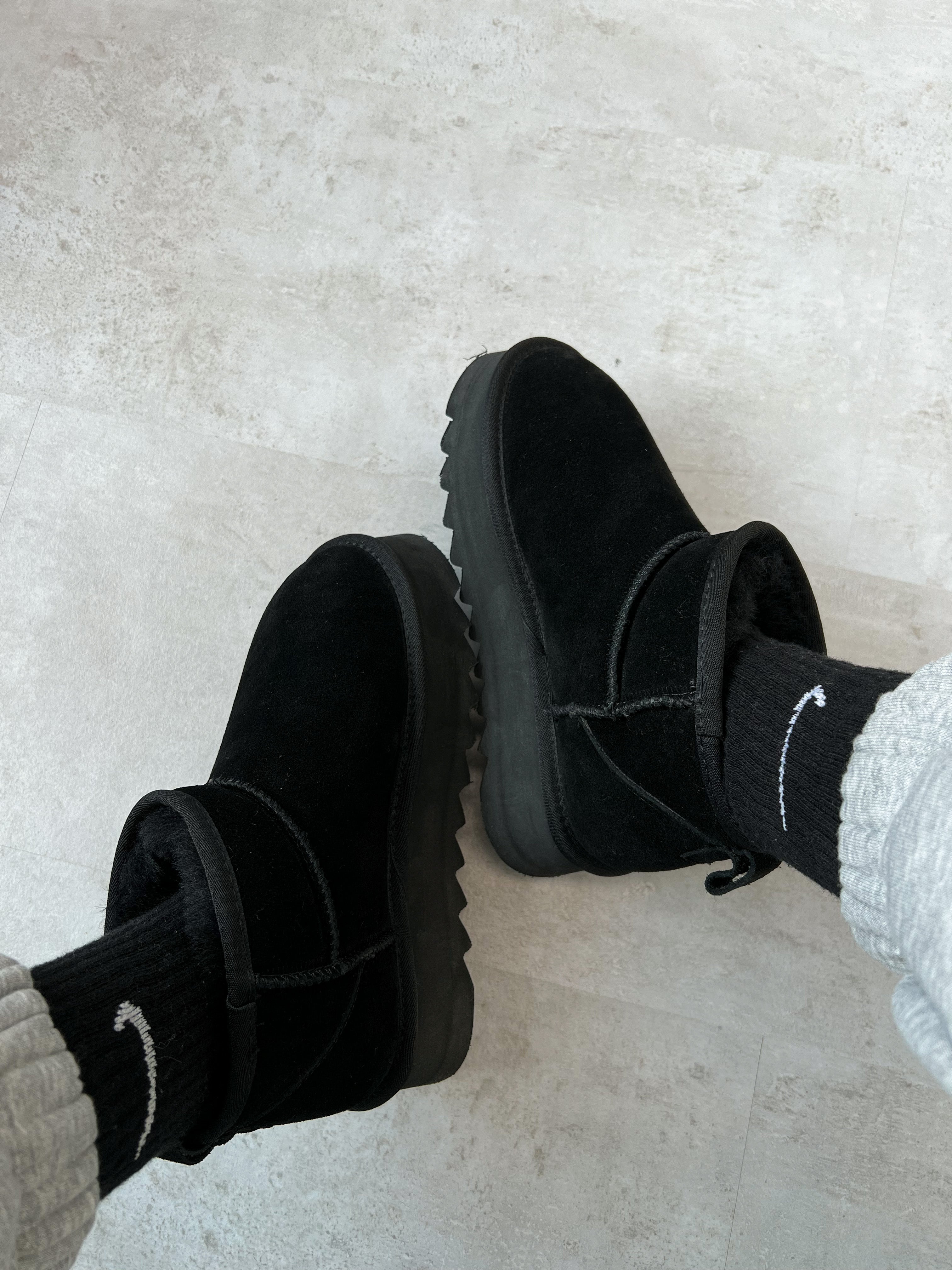 ULTRA MINI INSPIRED BOOTS BLACK